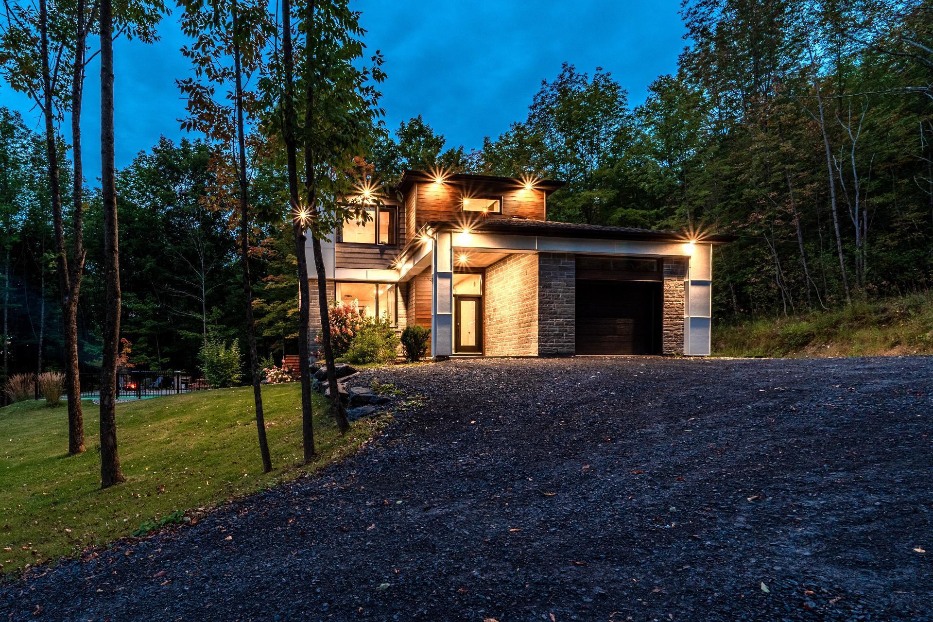 









4535


Ch. de Capelton

,
Hatley - Canton,




QC
J0B2C0

