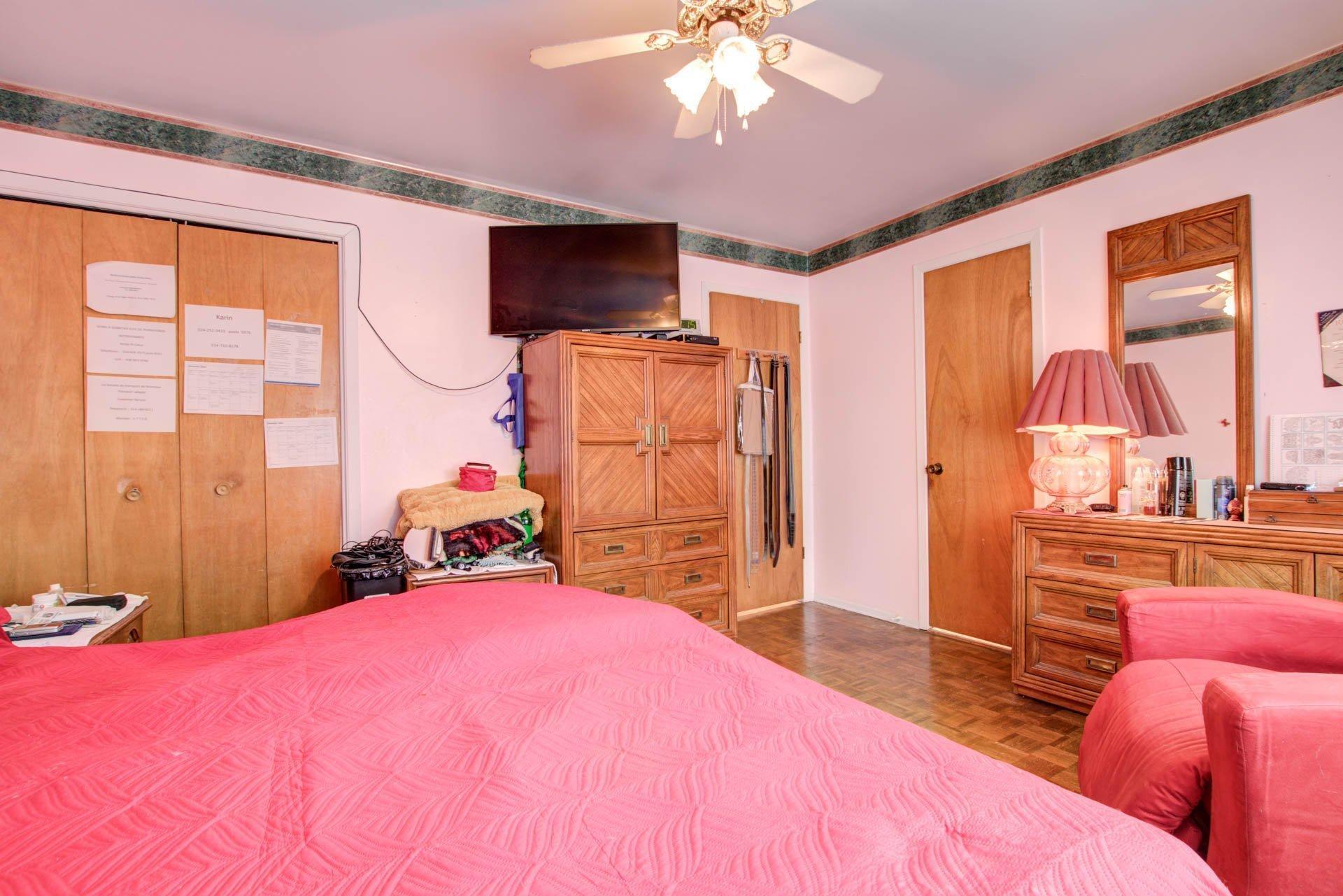









17142


Rue Thomas-Baillairgé

,
Montréal (Pierrefonds-Roxboro),




QC
H9J3P3

