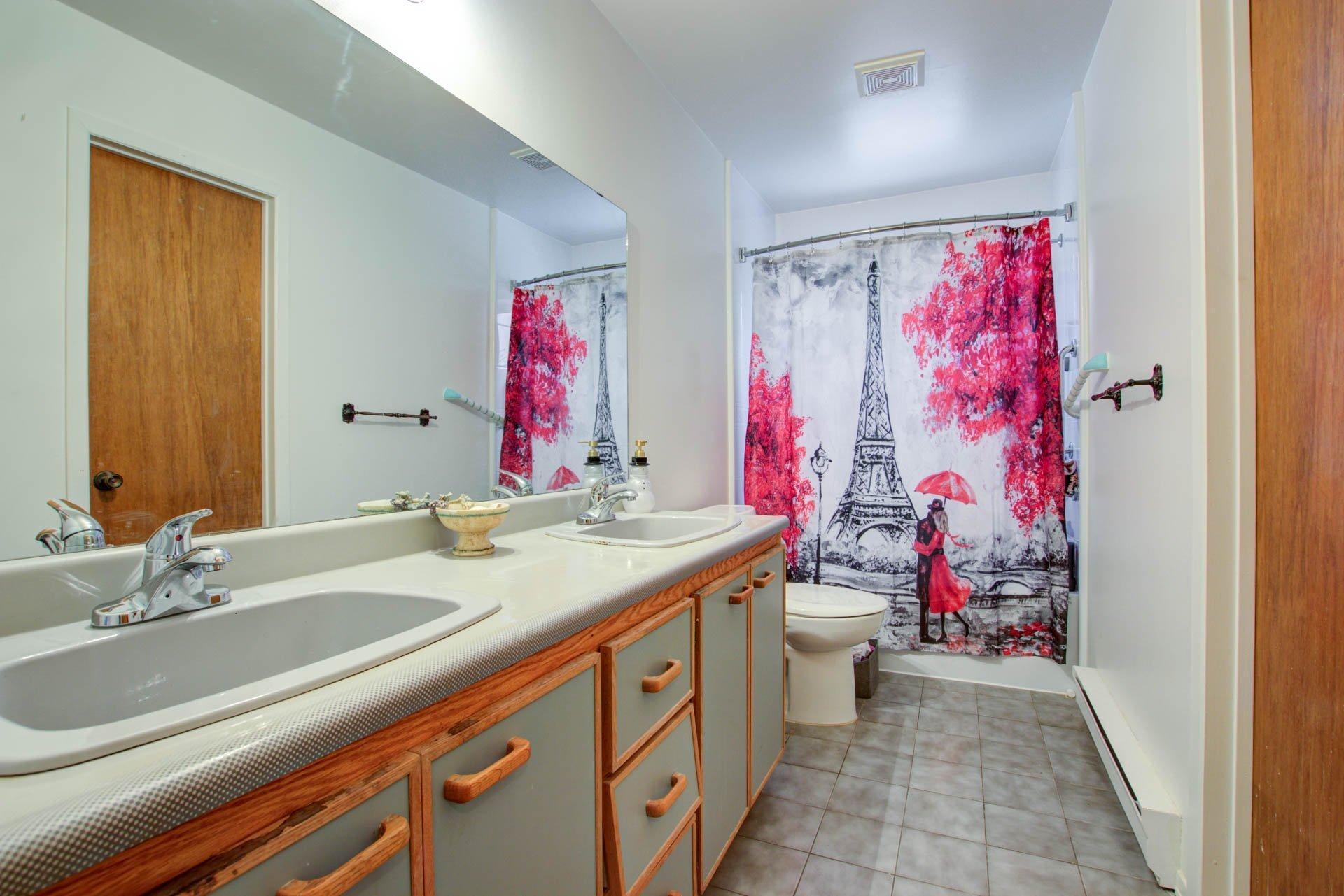 









17142


Rue Thomas-Baillairgé

,
Montréal (Pierrefonds-Roxboro),




QC
H9J3P3

