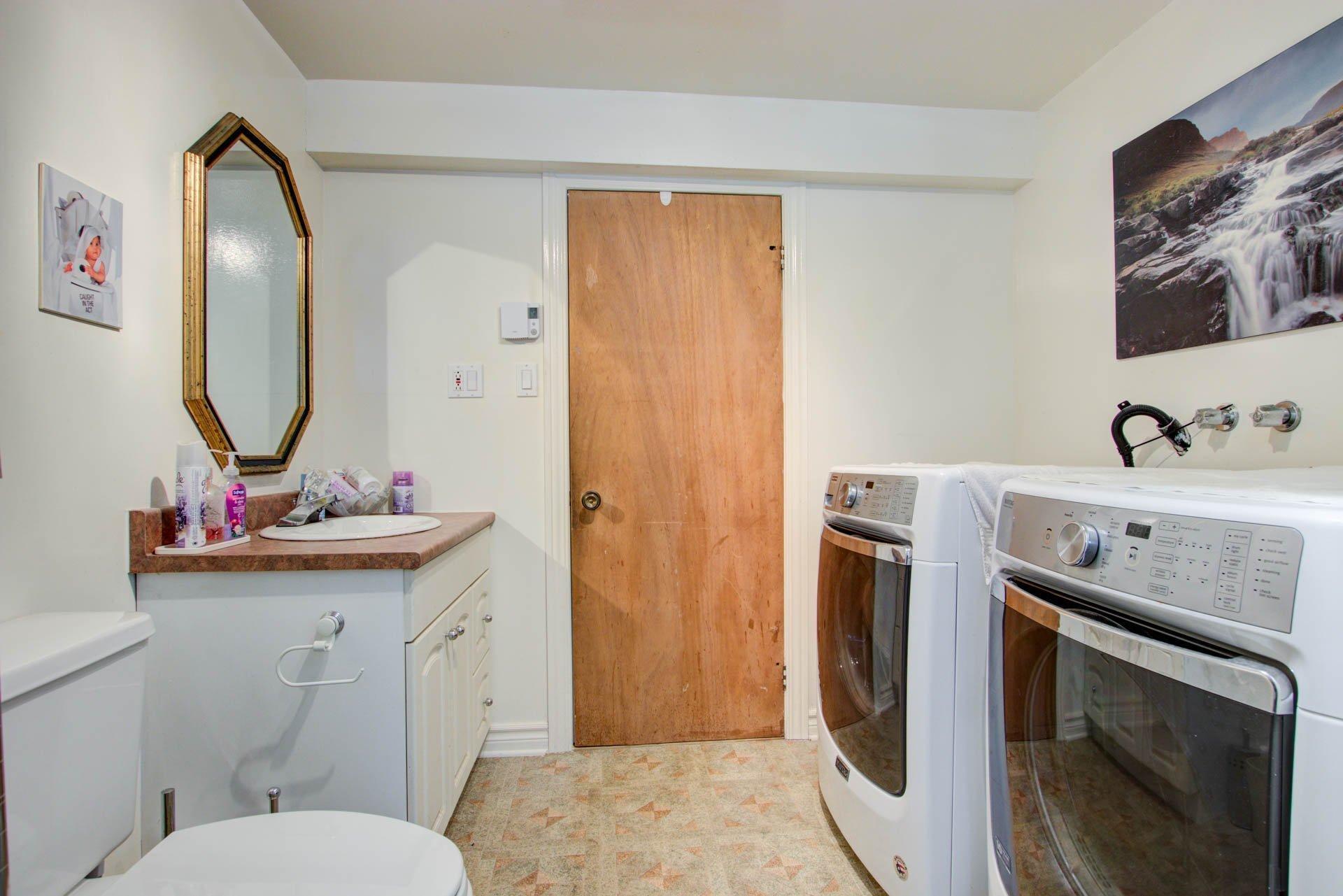 









17142


Rue Thomas-Baillairgé

,
Montréal (Pierrefonds-Roxboro),




QC
H9J3P3

