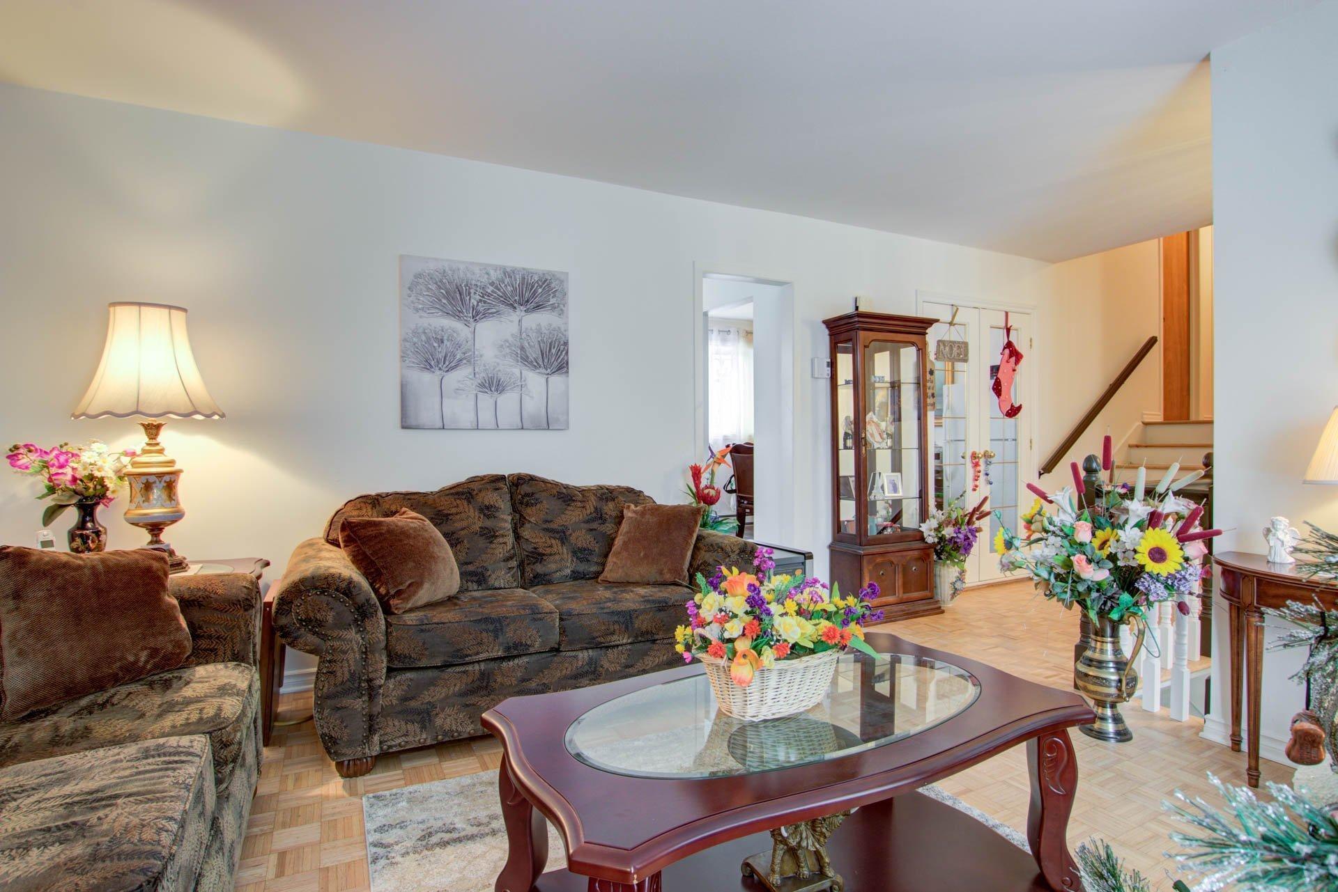 









17142


Rue Thomas-Baillairgé

,
Montréal (Pierrefonds-Roxboro),




QC
H9J3P3

