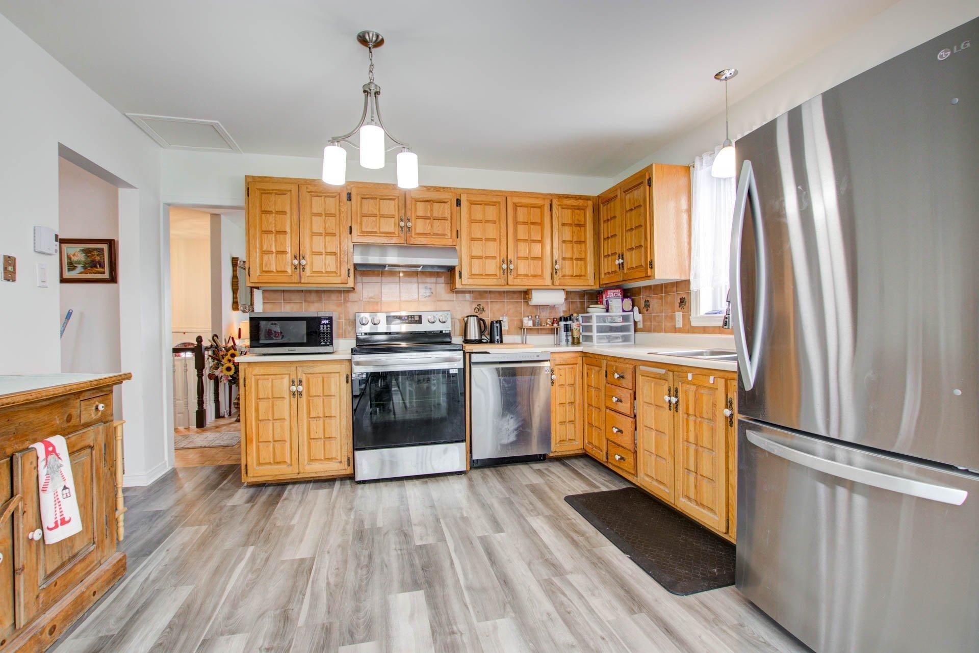 









17142


Rue Thomas-Baillairgé

,
Montréal (Pierrefonds-Roxboro),




QC
H9J3P3

