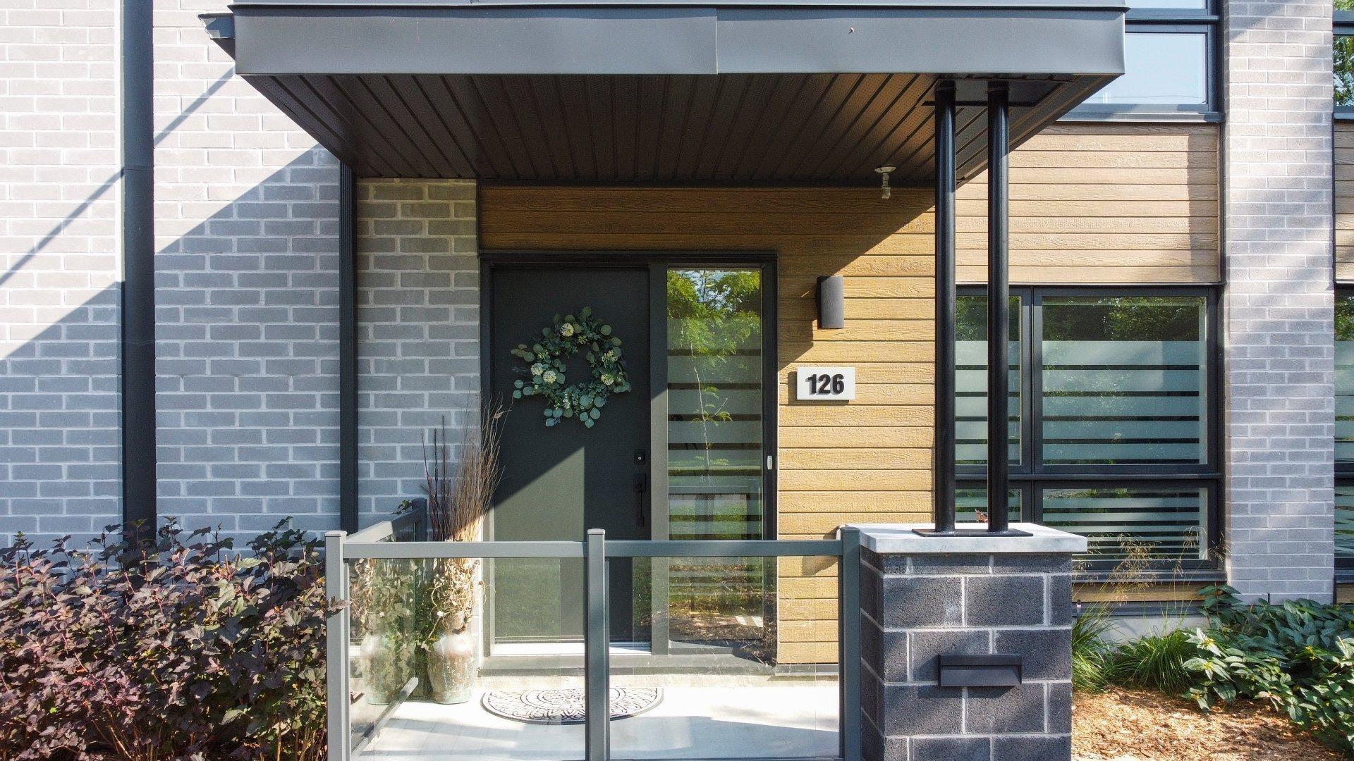 









126Z


Rue Frédéric-Back

,
Sainte-Anne-de-Bellevue,




QC
H9X0B5

