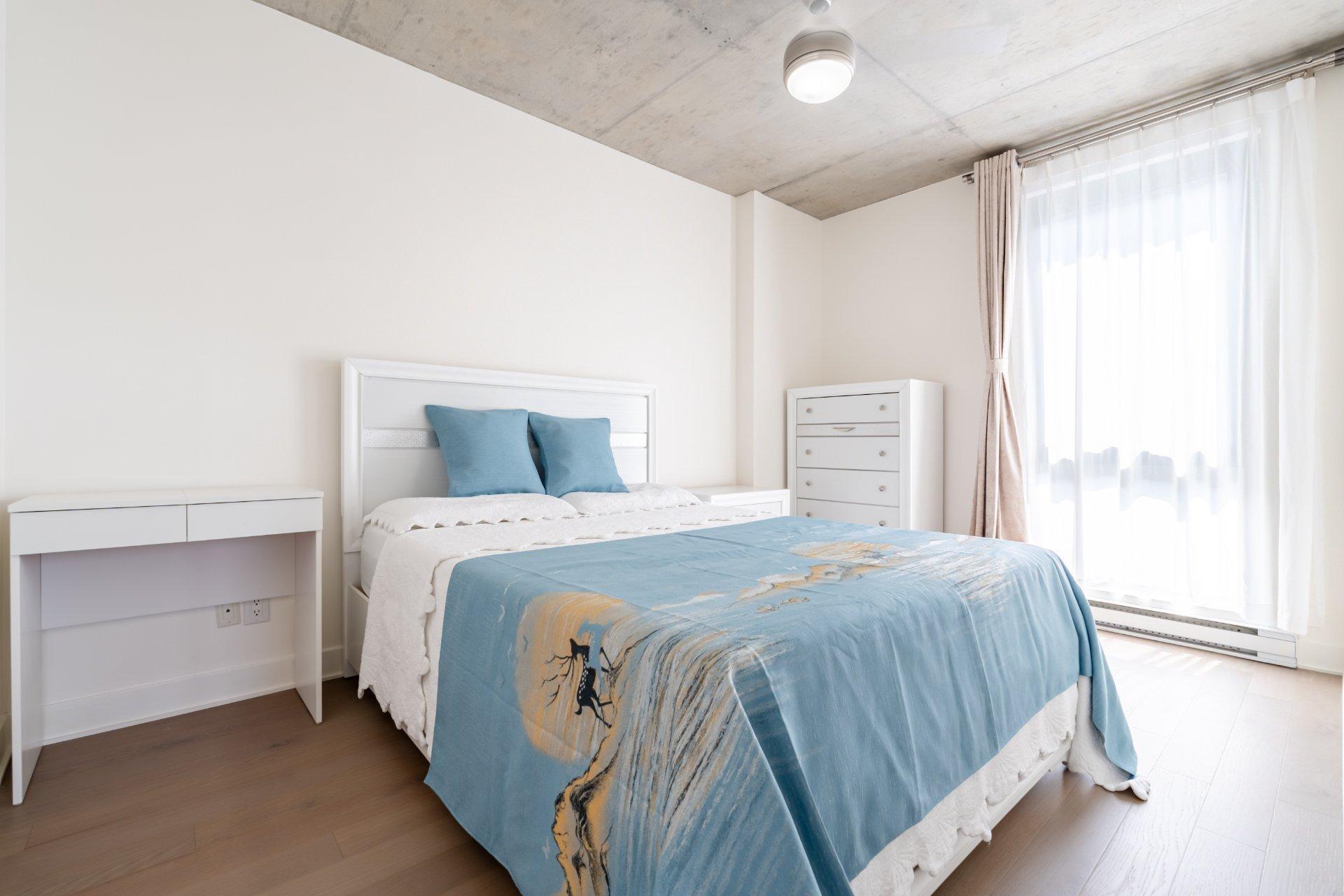 









1414


Rue Chomedey

, 455,
Montréal (Ville-Marie),




QC
H3H0A2

