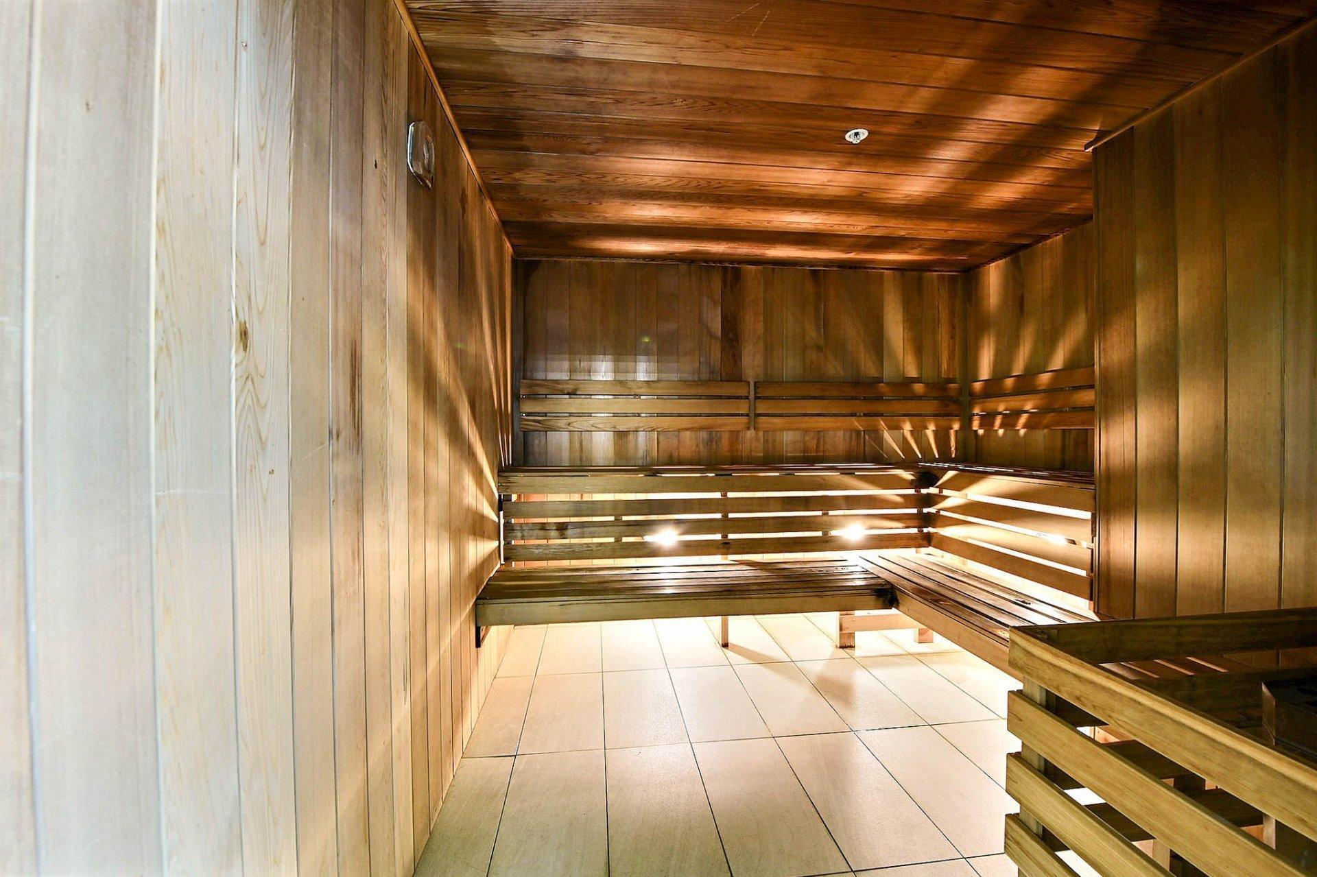 









1414


Rue Chomedey

, 455,
Montréal (Ville-Marie),




QC
H3H0A2


