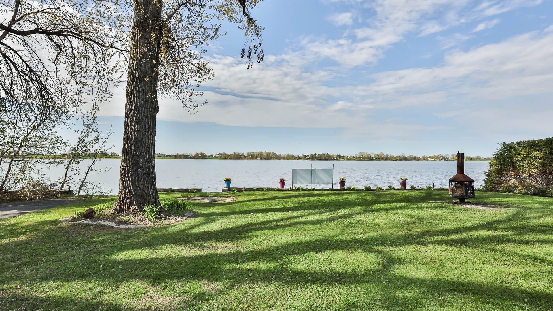 









146


Rue Principale

,
Fassett,




QC
J0V1H0

