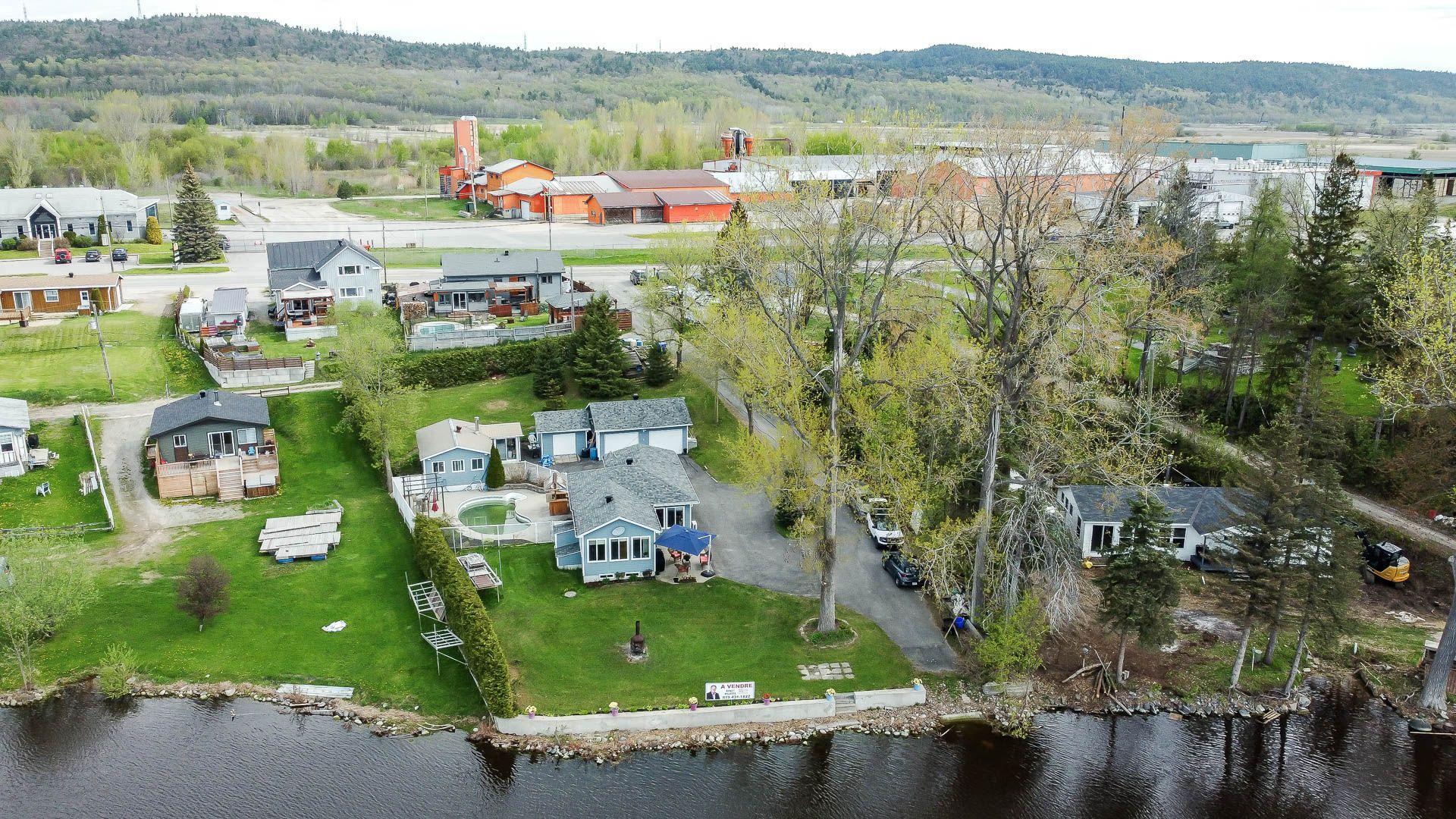 









146


Rue Principale

,
Fassett,




QC
J0V1H0

