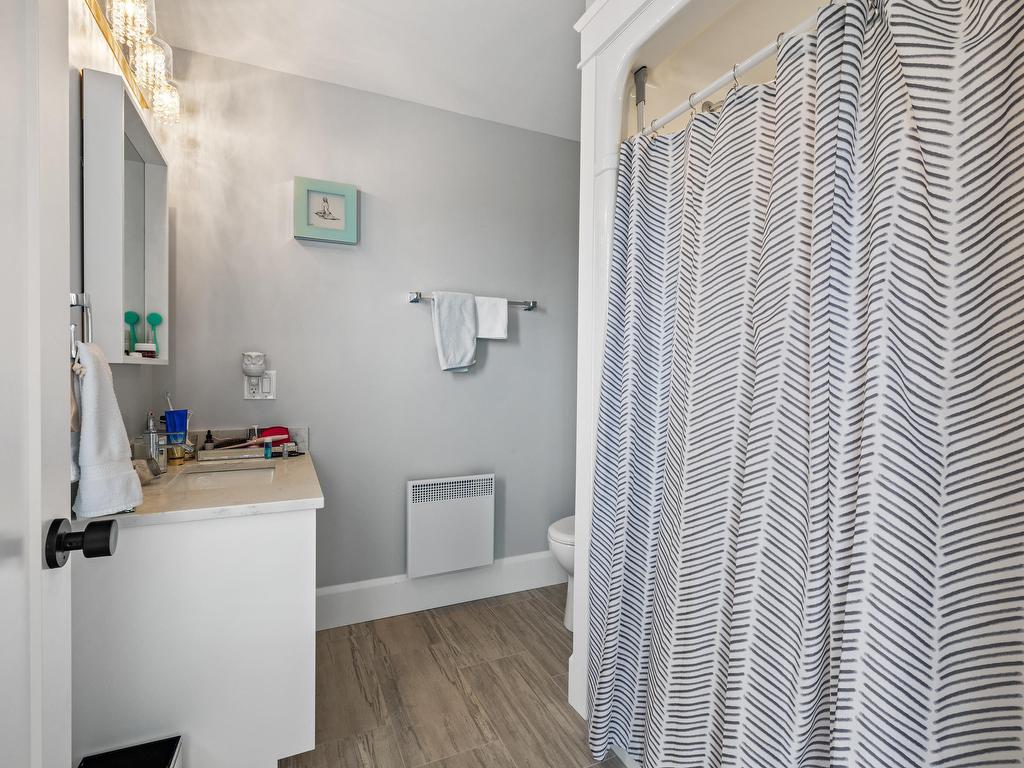 












2187 Trout River Road

,
Stanley Bridge,




PE
C0A 1E0


