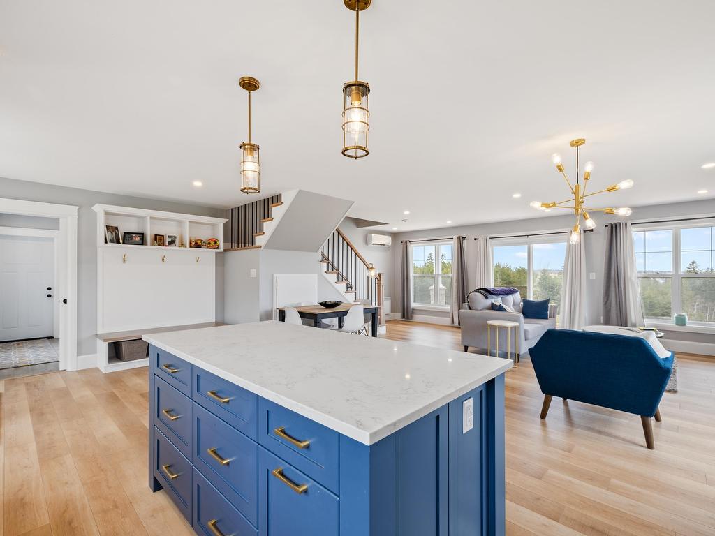 












2187 Trout River Road

,
Stanley Bridge,




PE
C0A 1E0

