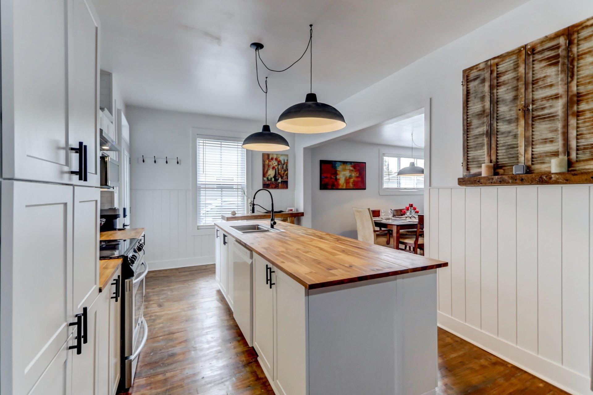









562


Rue Fournier

,
Saint-Jérôme,




QC
J7Z4V6

