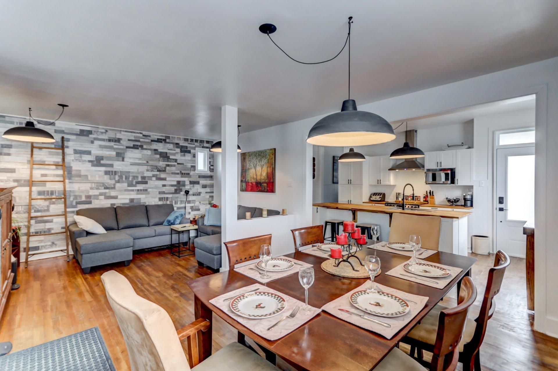 









562


Rue Fournier

,
Saint-Jérôme,




QC
J7Z4V6

