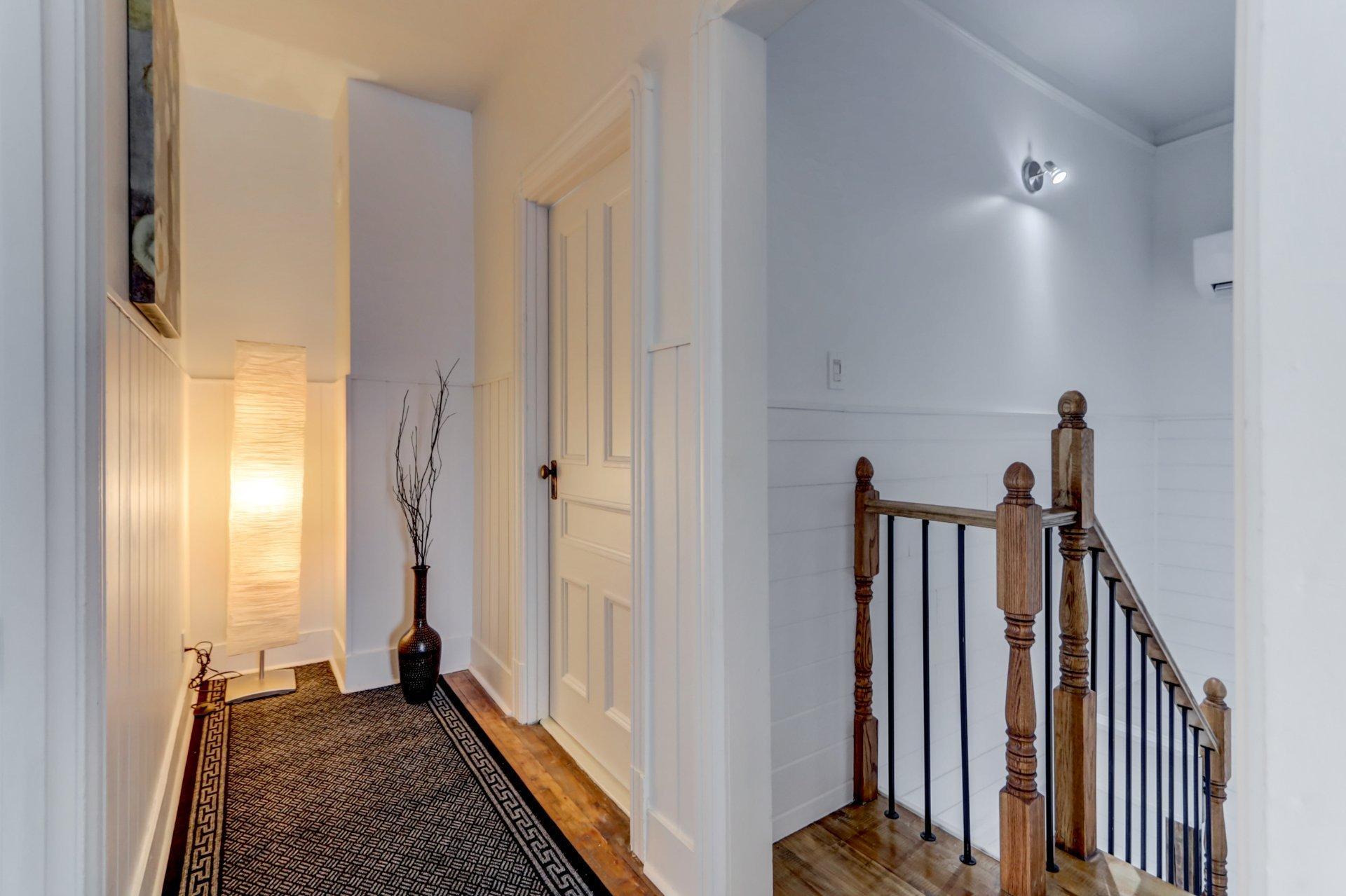 









562


Rue Fournier

,
Saint-Jérôme,




QC
J7Z4V6


