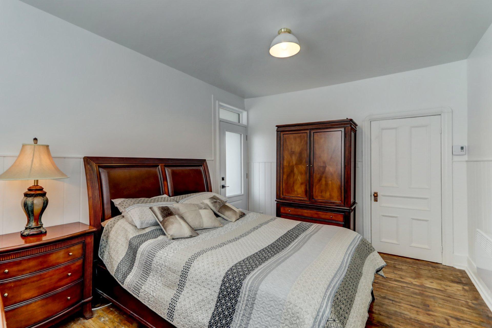 









562


Rue Fournier

,
Saint-Jérôme,




QC
J7Z4V6

