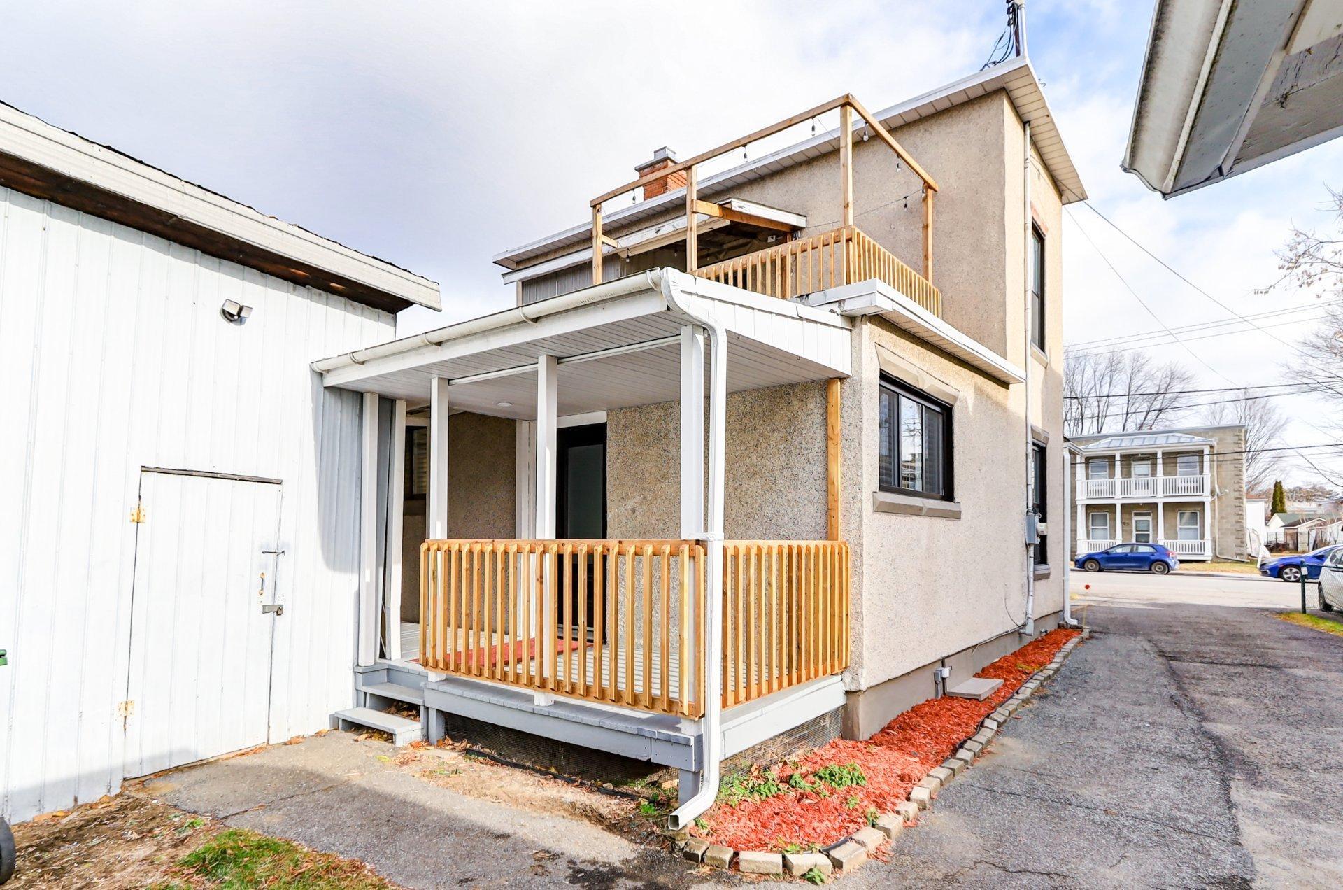 









562


Rue Fournier

,
Saint-Jérôme,




QC
J7Z4V6

