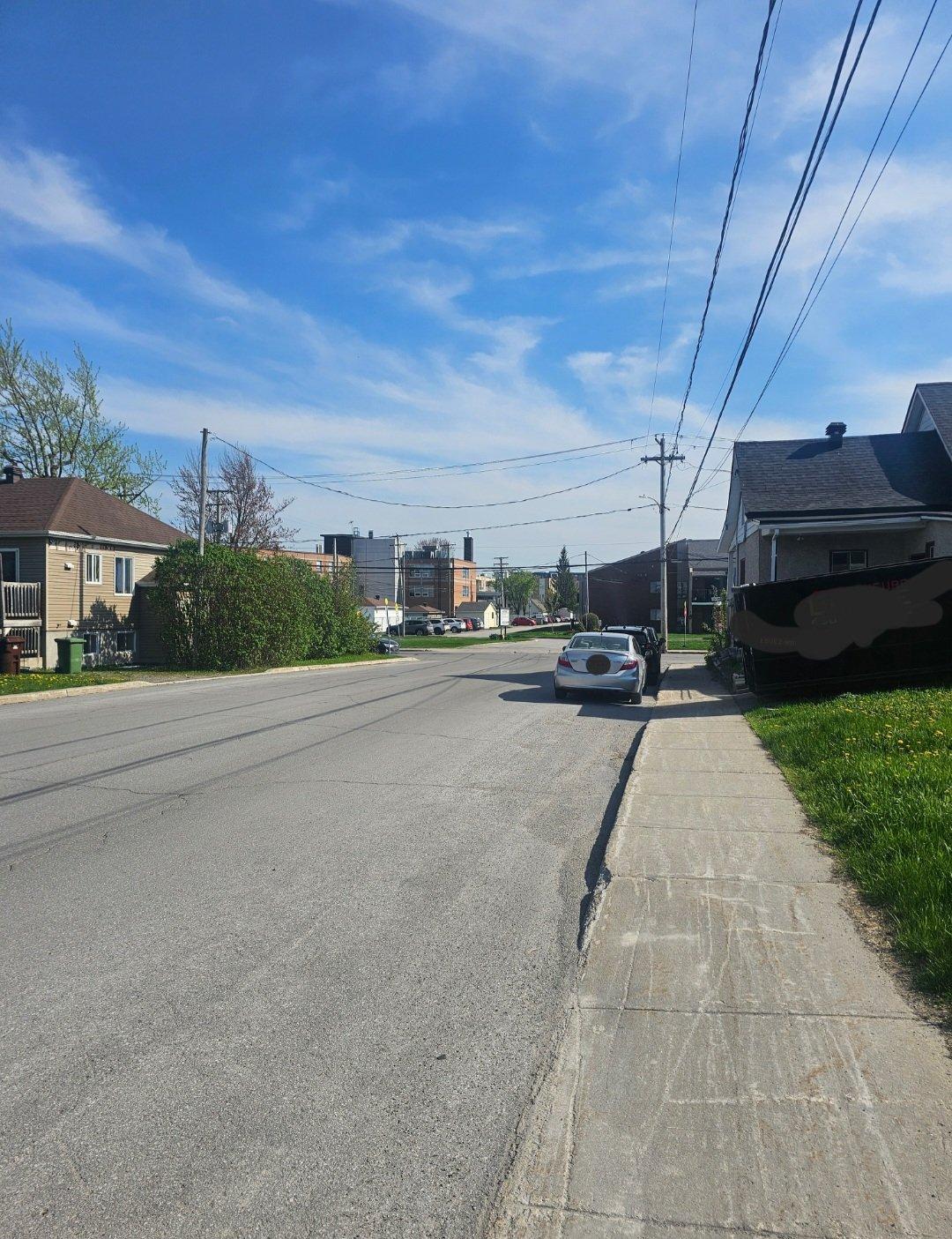 












Rue Archambault

,
Saint-Lin/Laurentides,







QC
J5M2X4

