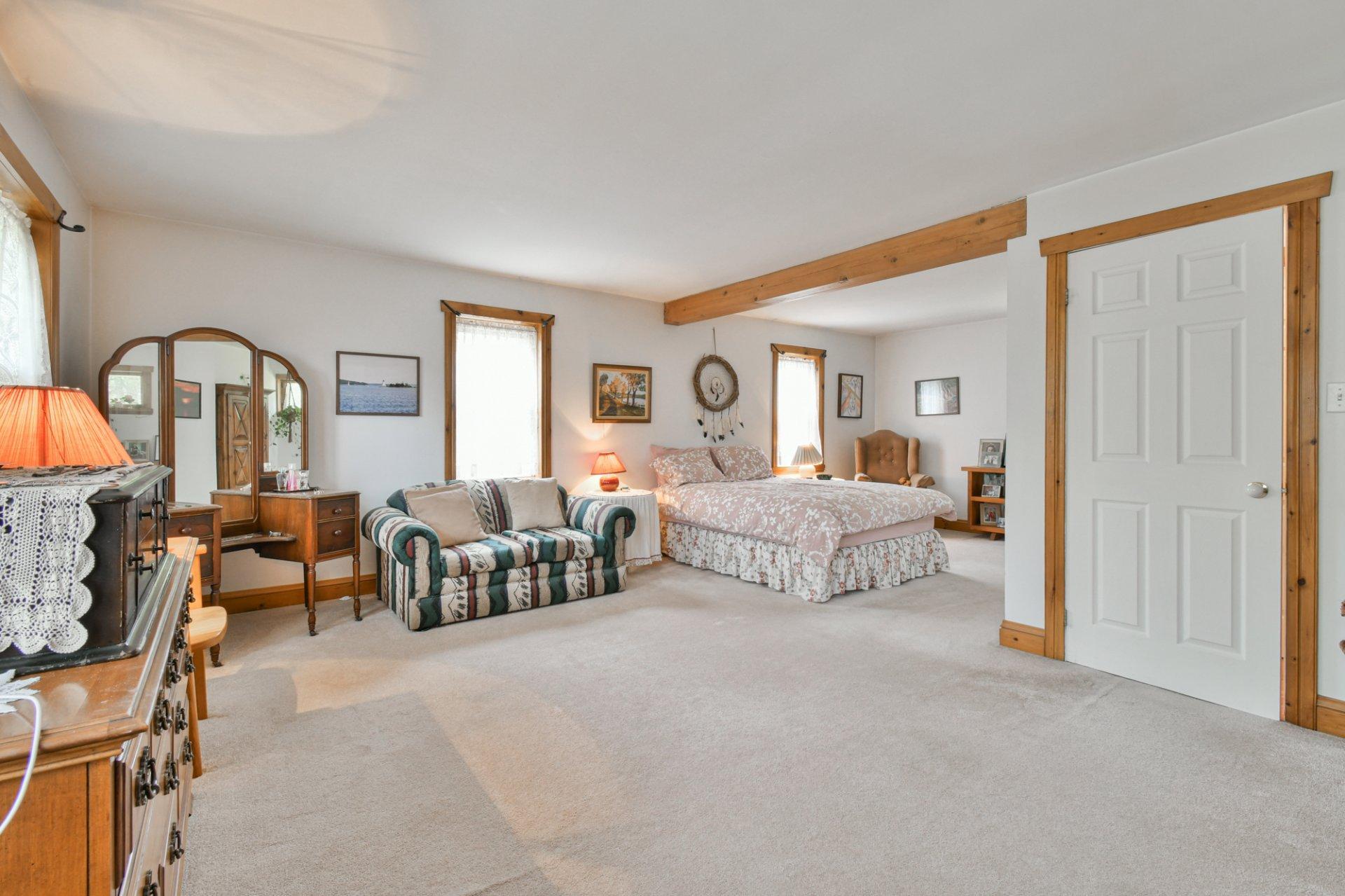









566


Ch. Forest

,
Saint-Sauveur,




QC
J0R1R7

