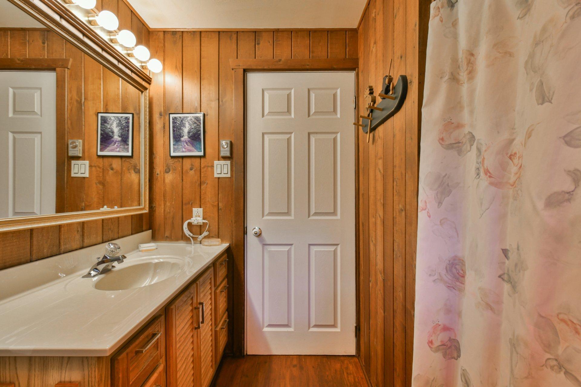 









566


Ch. Forest

,
Saint-Sauveur,




QC
J0R1R7

