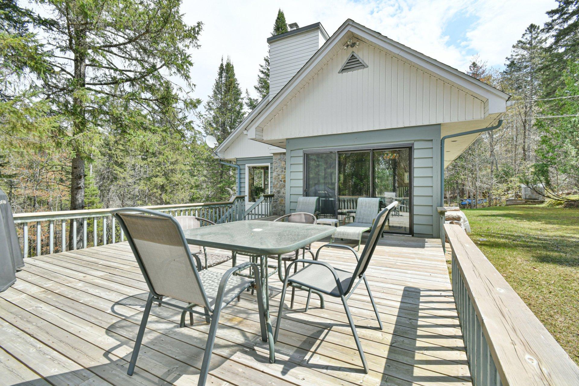 









566


Ch. Forest

,
Saint-Sauveur,




QC
J0R1R7

