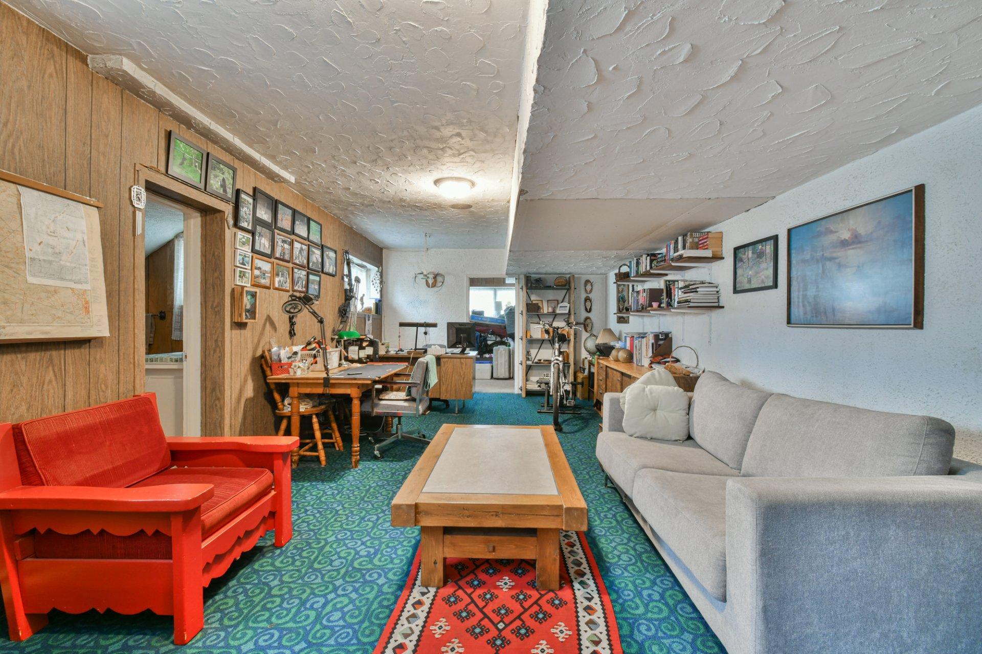 









566


Ch. Forest

,
Saint-Sauveur,




QC
J0R1R7

