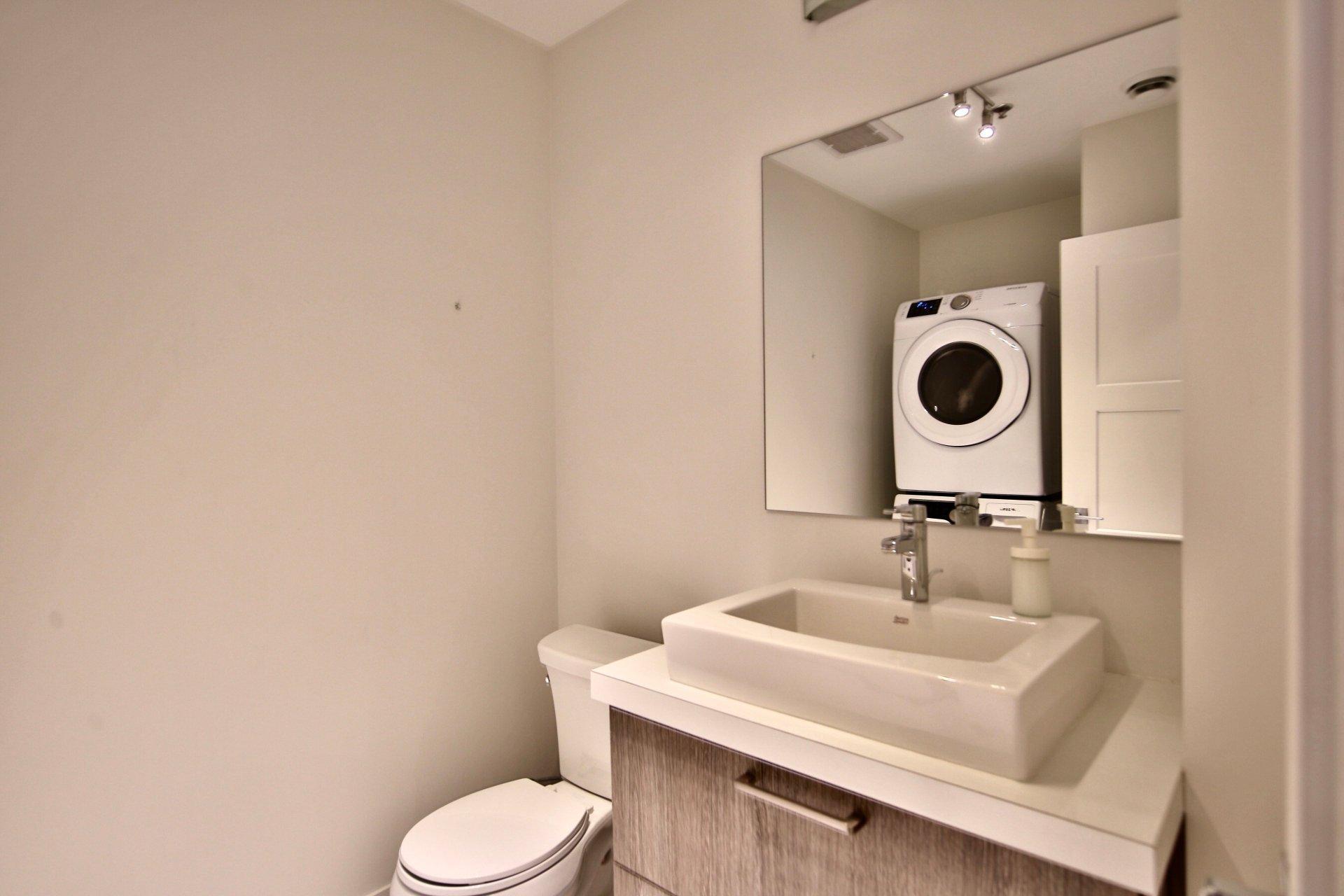 









855


Ch. Tiffin

, 401,
Longueuil (Le Vieux-Longueuil),




QC
J4P3G6

