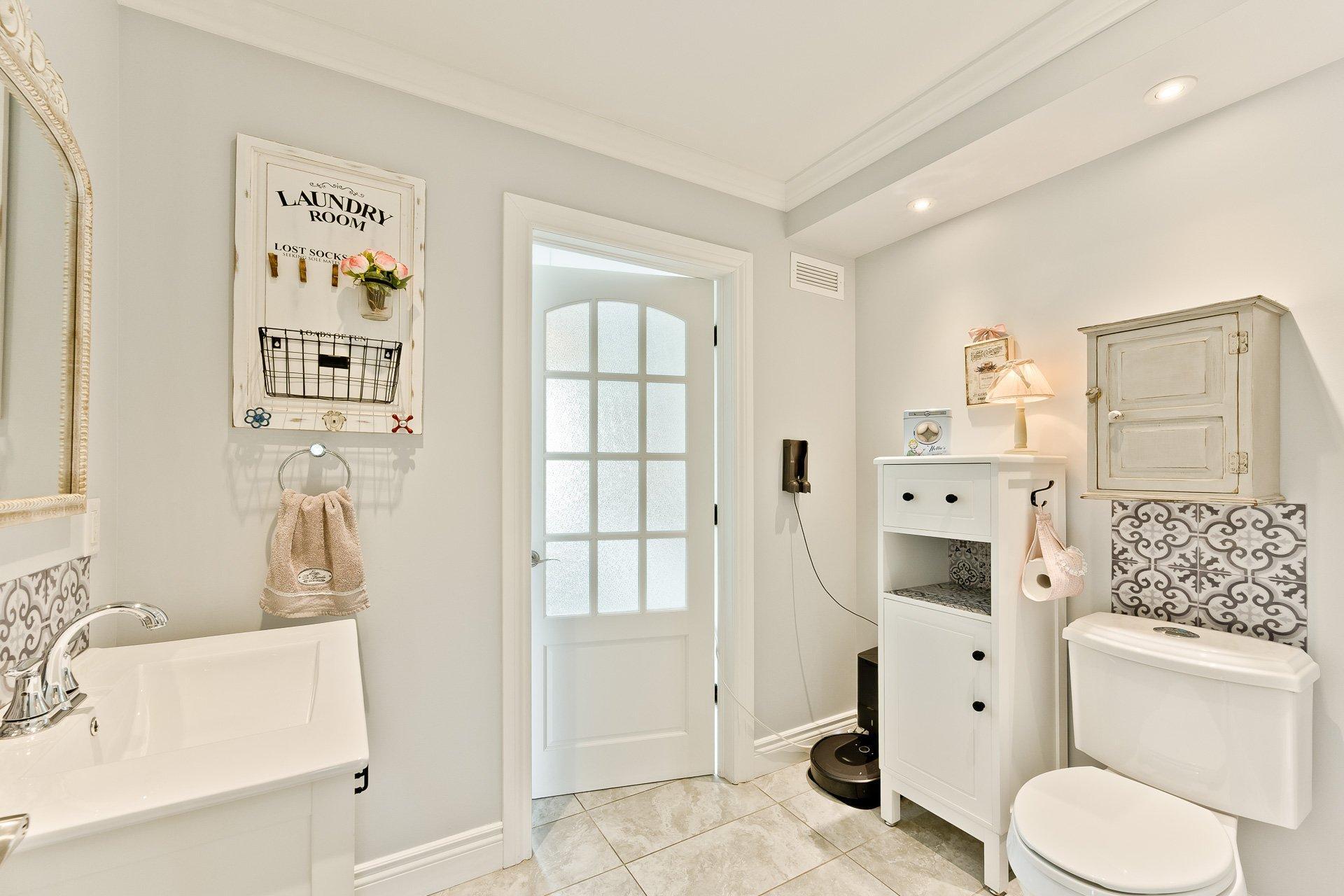 









3324


Rue Générations

,
Sherbrooke (Brompton/Rock Forest/Saint-Élie/Deauville),




QC
J1N0P9

