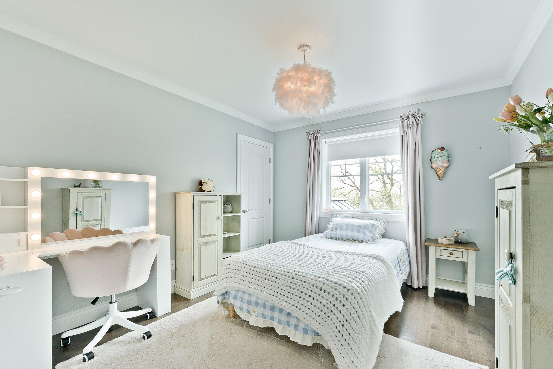 









3324


Rue Générations

,
Sherbrooke (Brompton/Rock Forest/Saint-Élie/Deauville),




QC
J1N0P9

