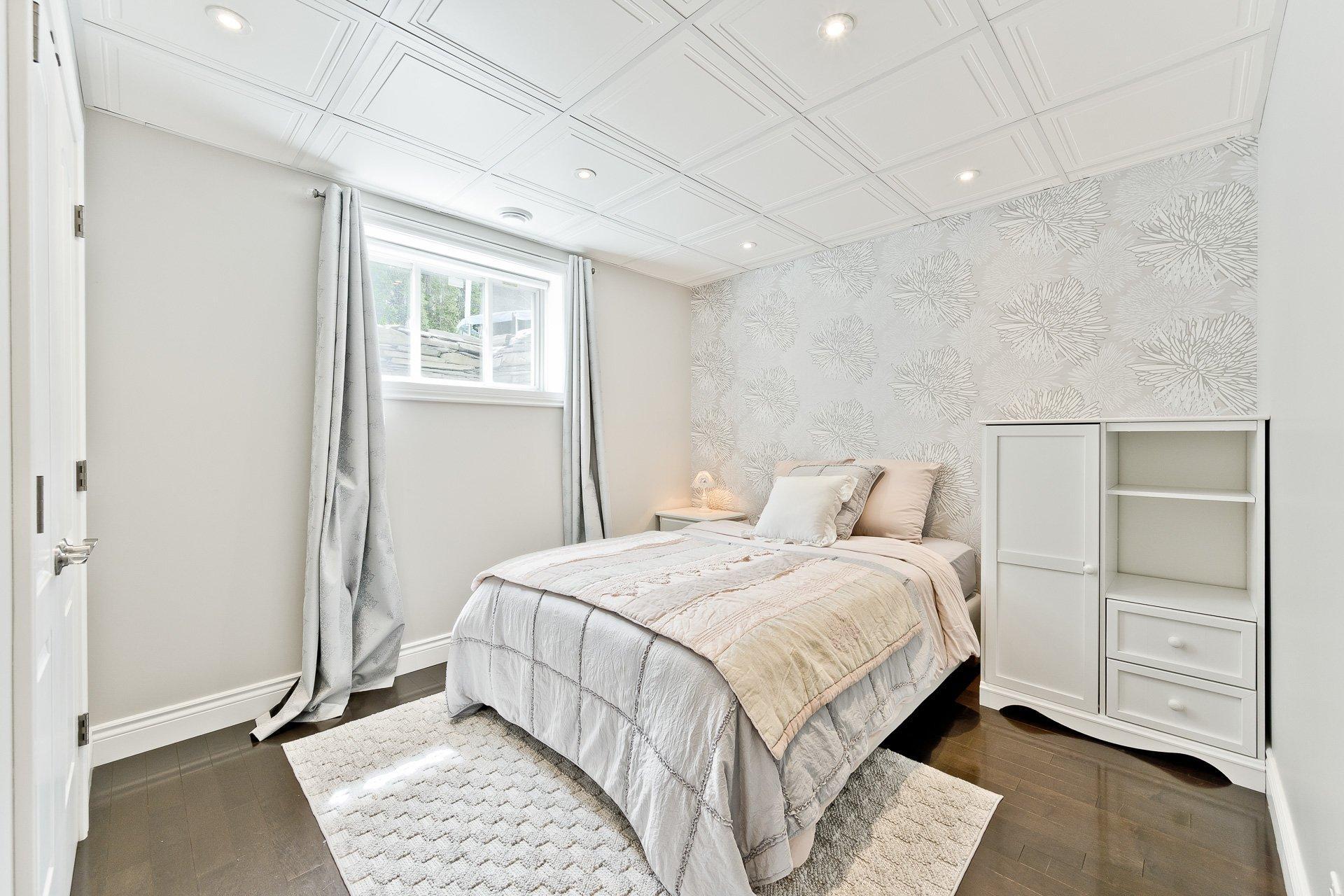 









3324


Rue Générations

,
Sherbrooke (Brompton/Rock Forest/Saint-Élie/Deauville),




QC
J1N0P9

