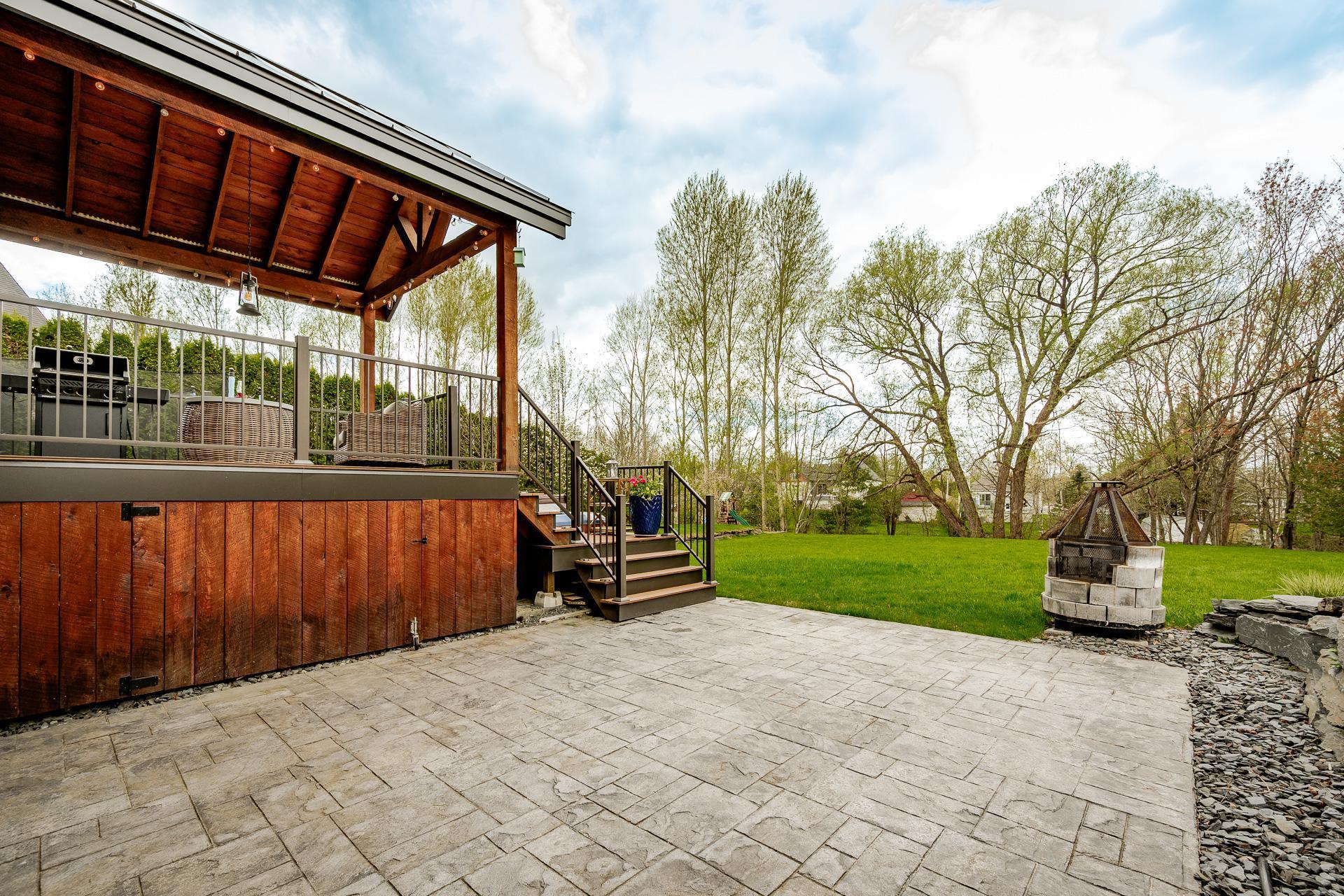 









3324


Rue Générations

,
Sherbrooke (Brompton/Rock Forest/Saint-Élie/Deauville),




QC
J1N0P9

