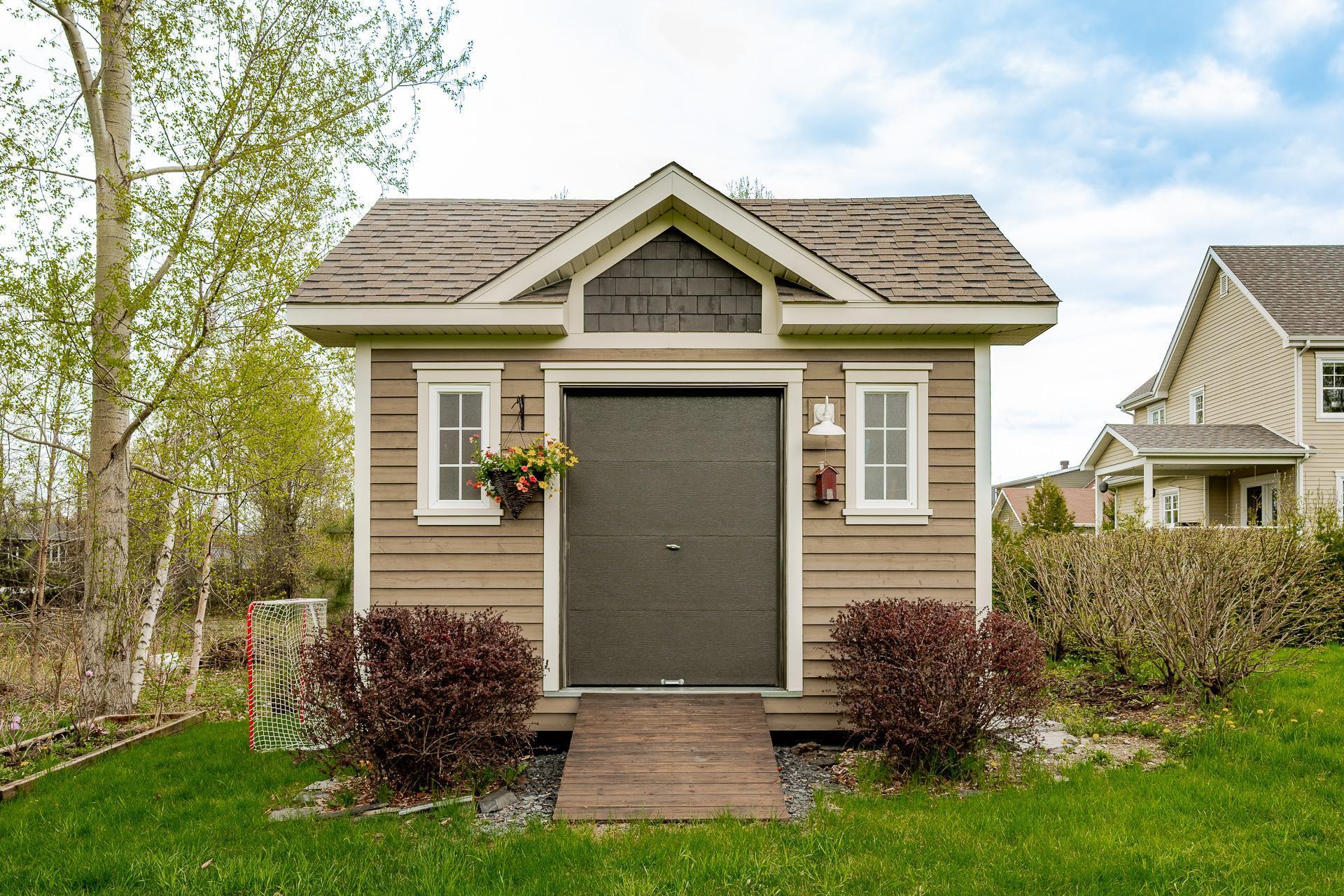 









3324


Rue Générations

,
Sherbrooke (Brompton/Rock Forest/Saint-Élie/Deauville),




QC
J1N0P9

