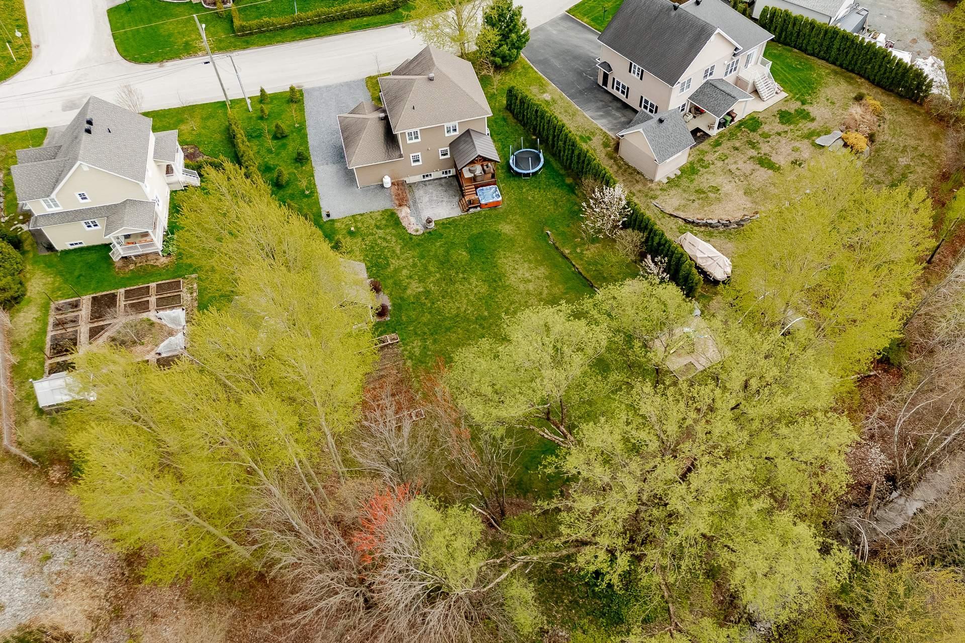 









3324


Rue Générations

,
Sherbrooke (Brompton/Rock Forest/Saint-Élie/Deauville),




QC
J1N0P9

