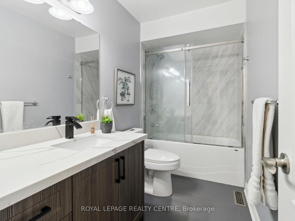 









915


Inverhouse

Drive, 69,
Mississauga,




ON
L5J 4B2

