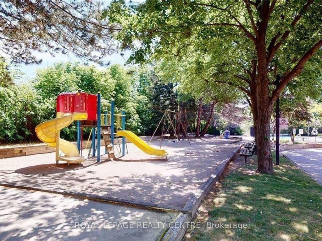 









915


Inverhouse

Drive, 69,
Mississauga,




ON
L5J 4B2

