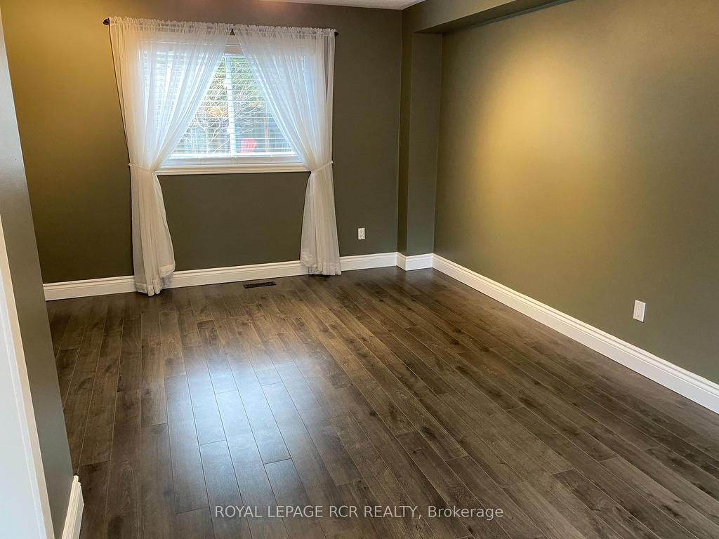 









128


Elaine

Drive,
Orangeville,




ON
L9W 4S1

