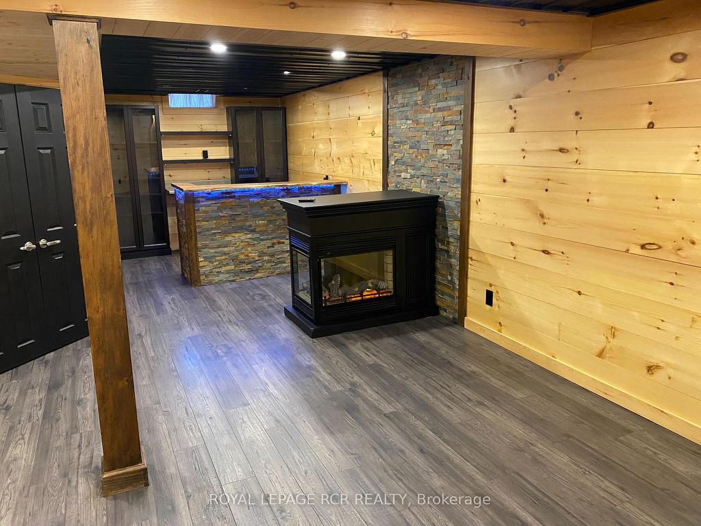









128


Elaine

Drive,
Orangeville,




ON
L9W 4S1

