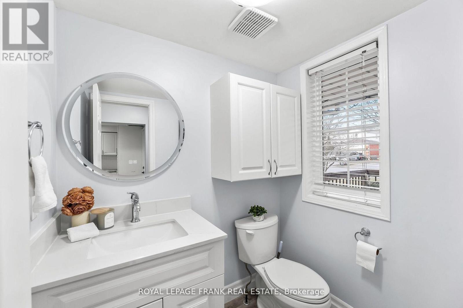 












26 RICKABY STREET

,
Clarington (Bowmanville),




Ontario
L1C4X6

