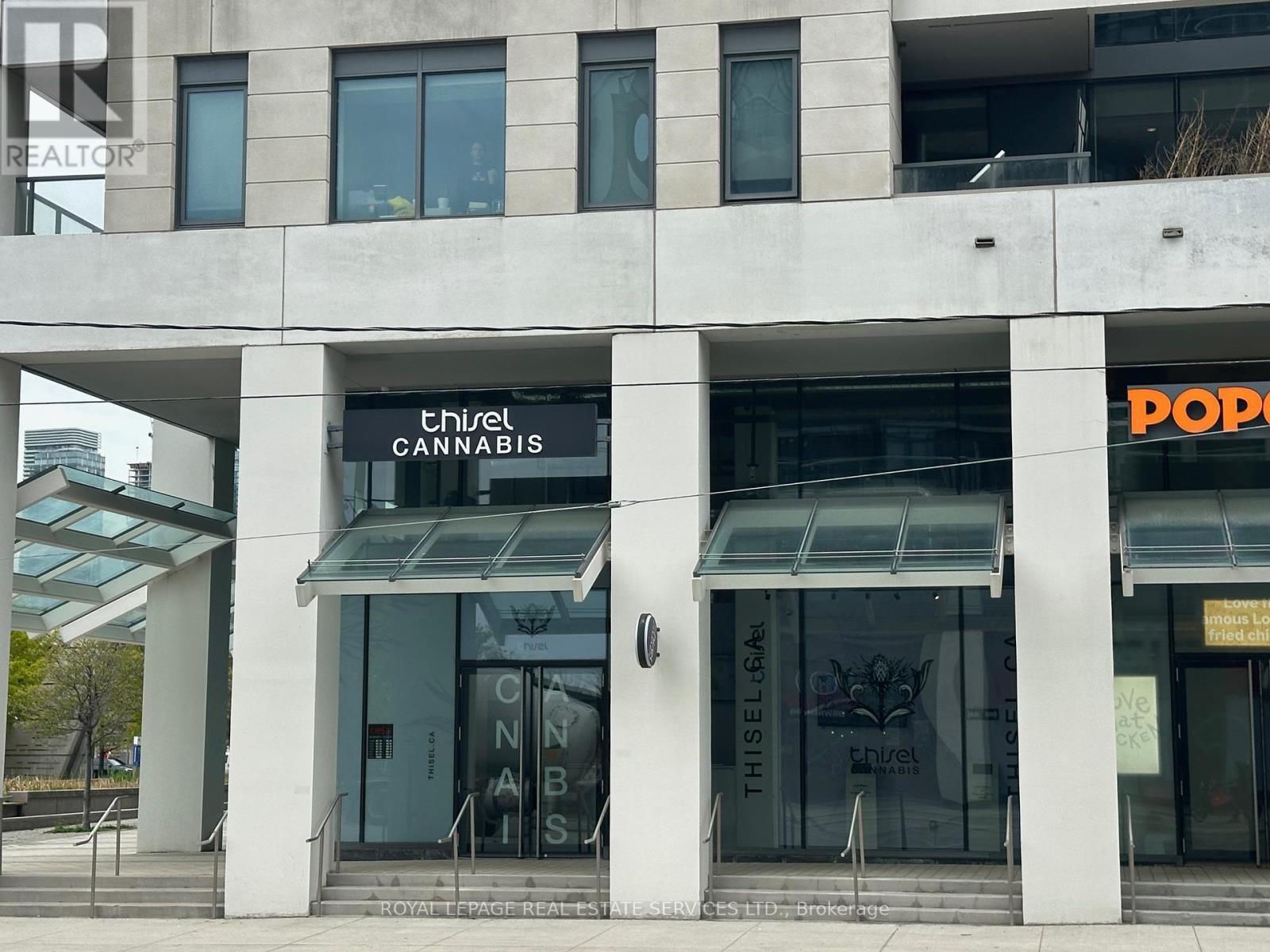 












5 - 192 QUEENS QUAY E

,
Toronto,




Ontario
M5A0C8

