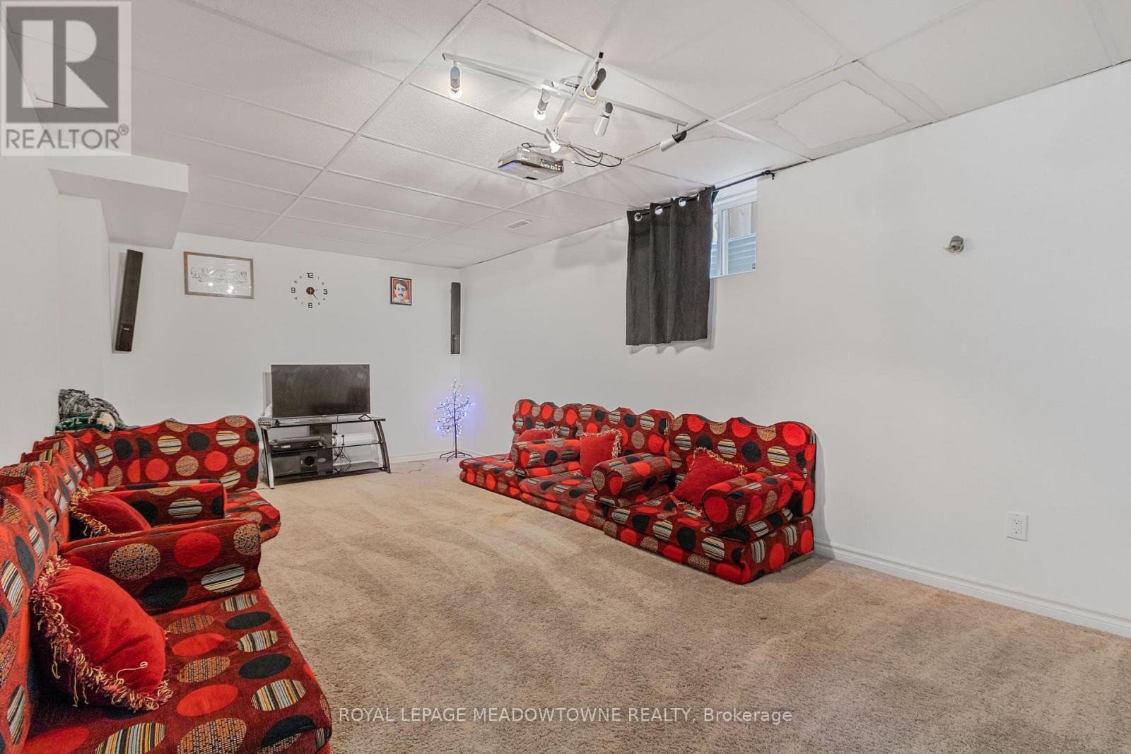












1162 SMITHER ROAD

,
London North,




Ontario
N6G5R8

