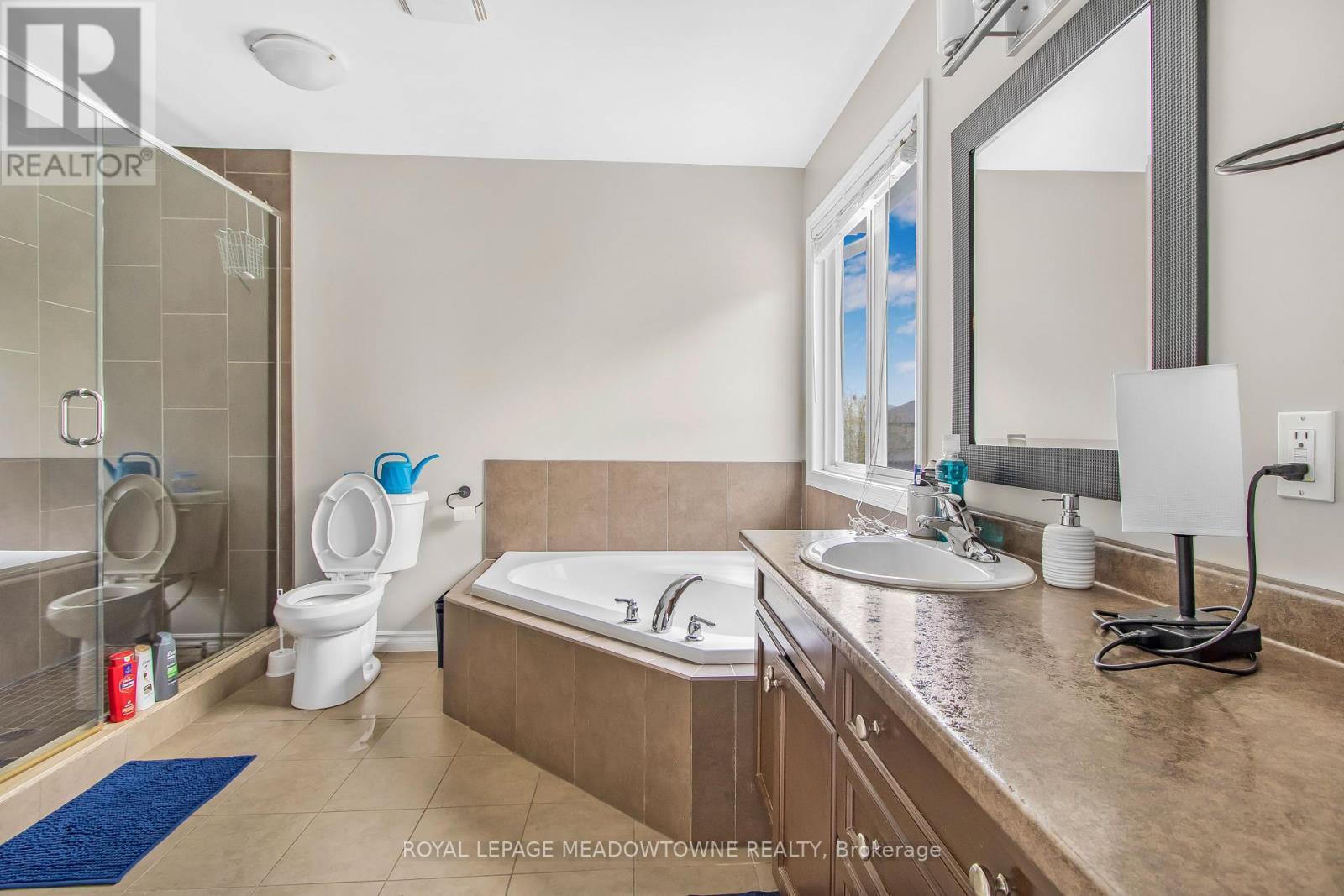 












1162 SMITHER ROAD

,
London North,




Ontario
N6G5R8


