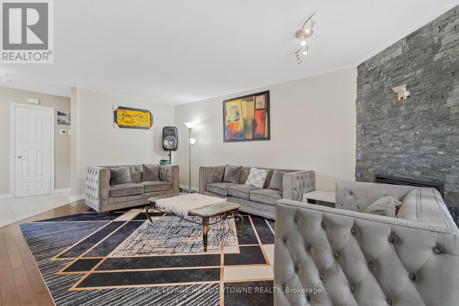 












1162 SMITHER ROAD

,
London North,




Ontario
N6G5R8

