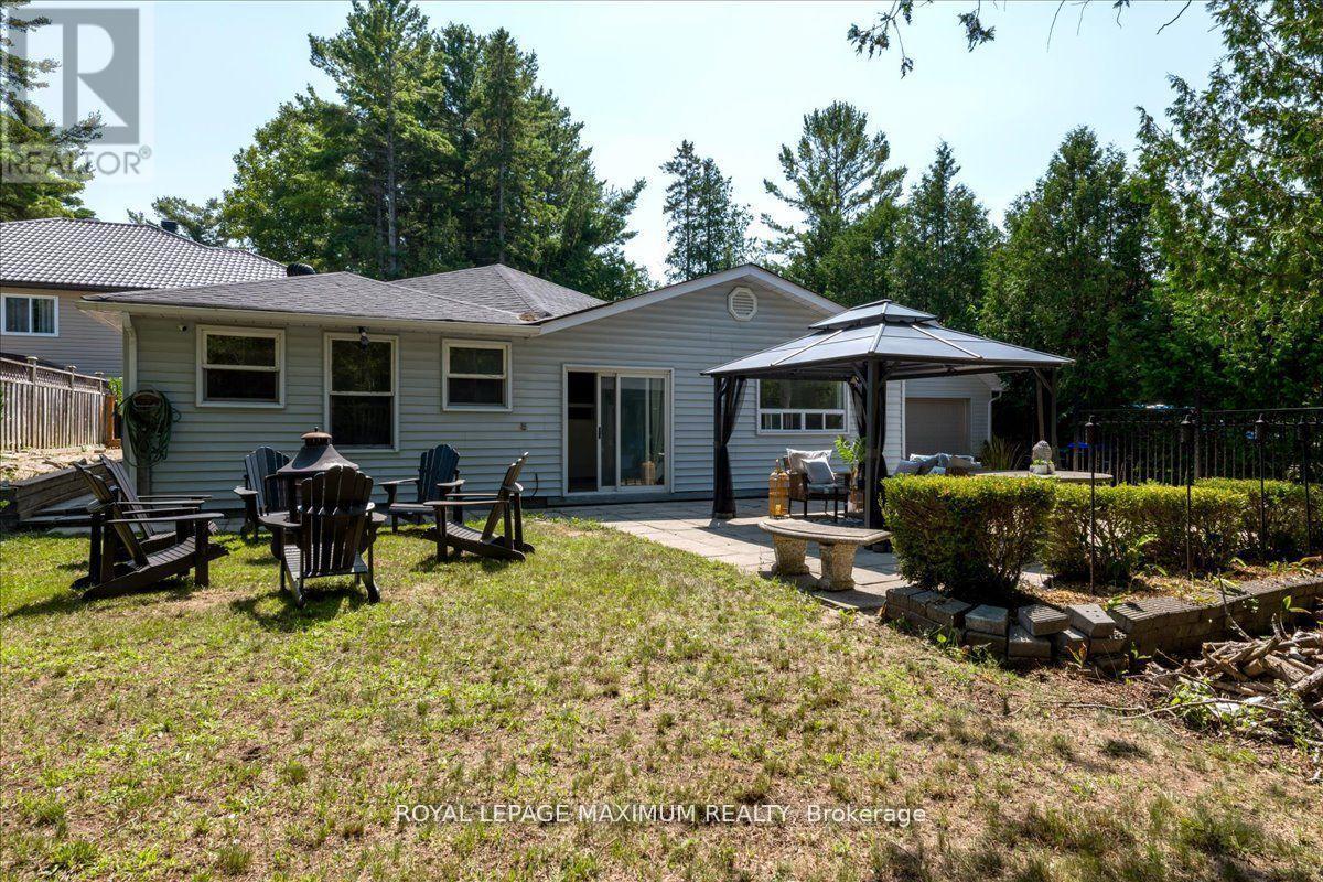 












749 RIVER ROAD E

,
Wasaga Beach,




Ontario
L9Z2M4

