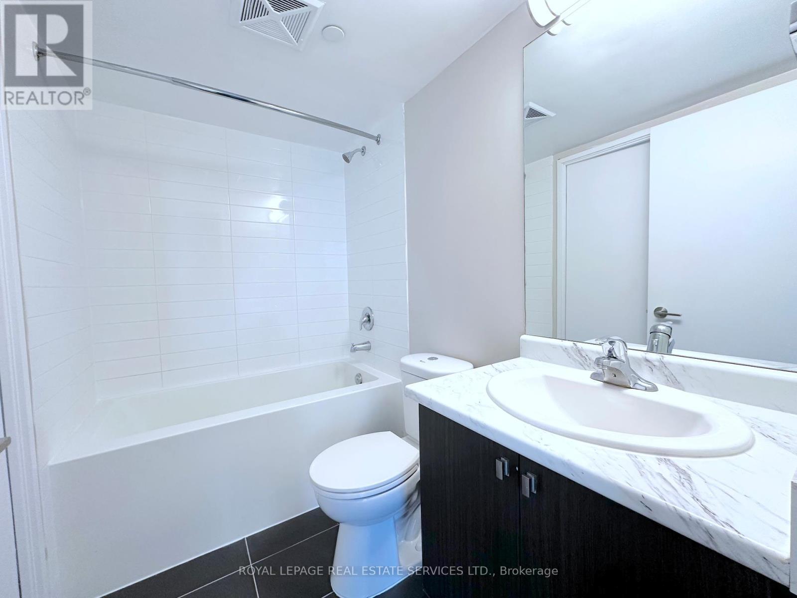 












2402 - 561 SHERBOURNE STREET

,
Toronto,




Ontario
M4X0A1

