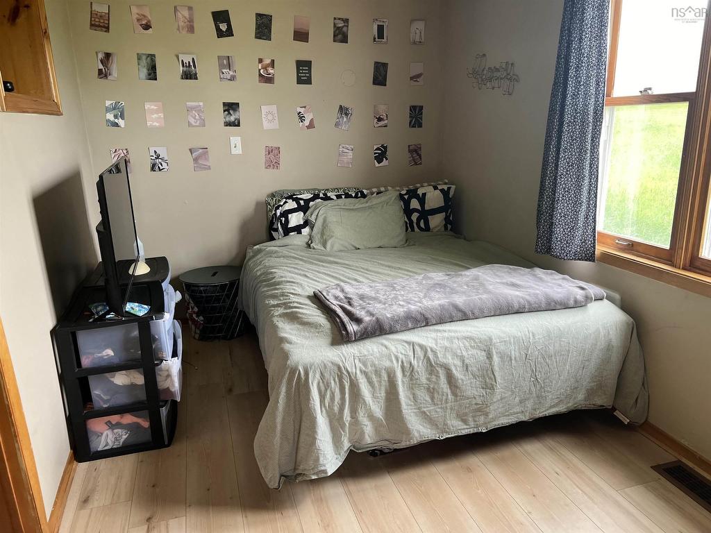 












695 Little Harbour Road

,
New Glasgow,




NS
B2H 3T5

