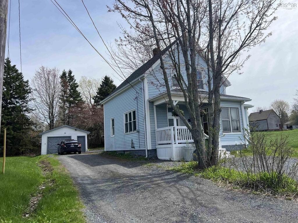 












695 Little Harbour Road

,
New Glasgow,




NS
B2H 3T5

