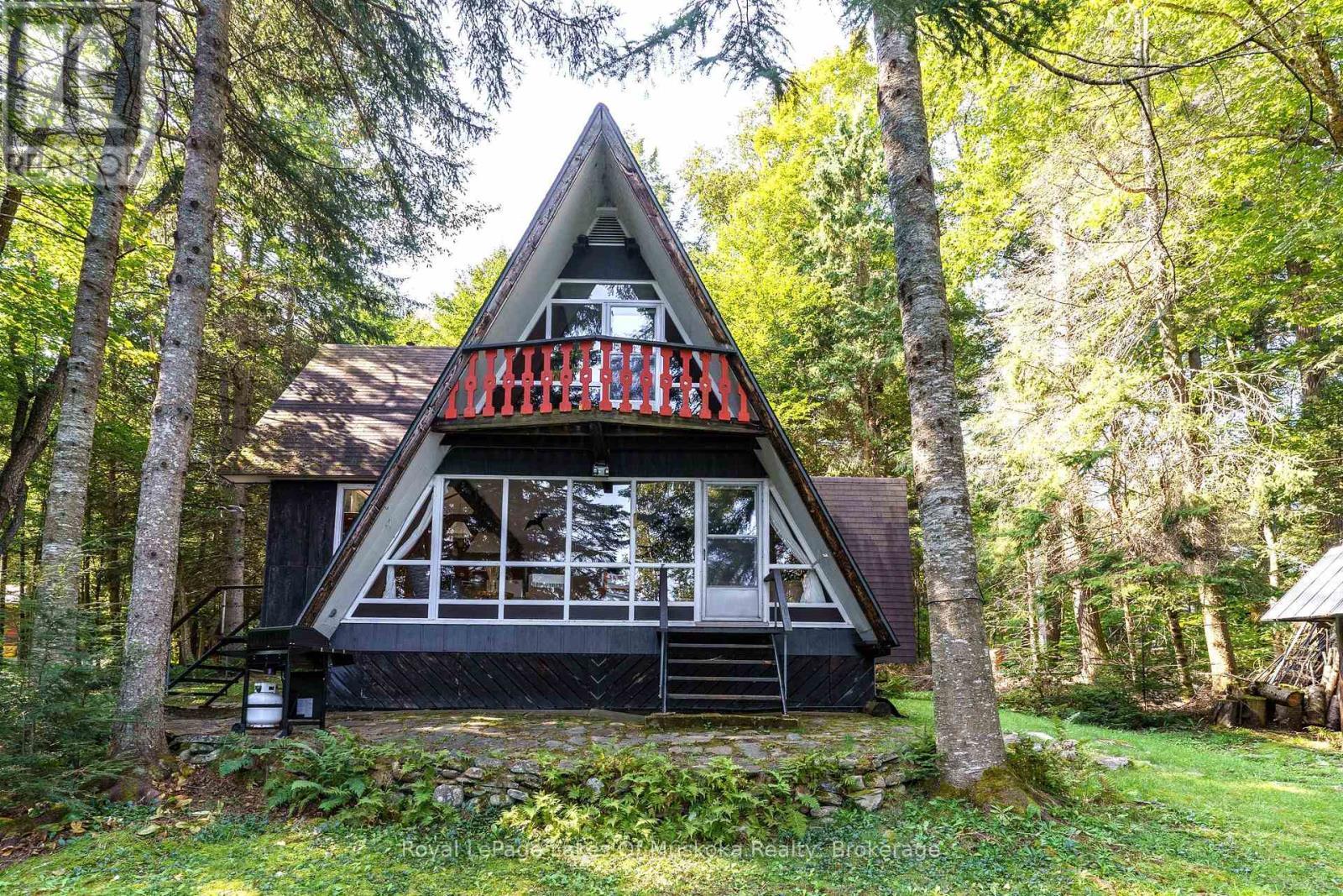 












1363 WEST OXBOW LAKE ROAD

,
Lake of Bays (Finlayson),




Ontario
P1H2J6

