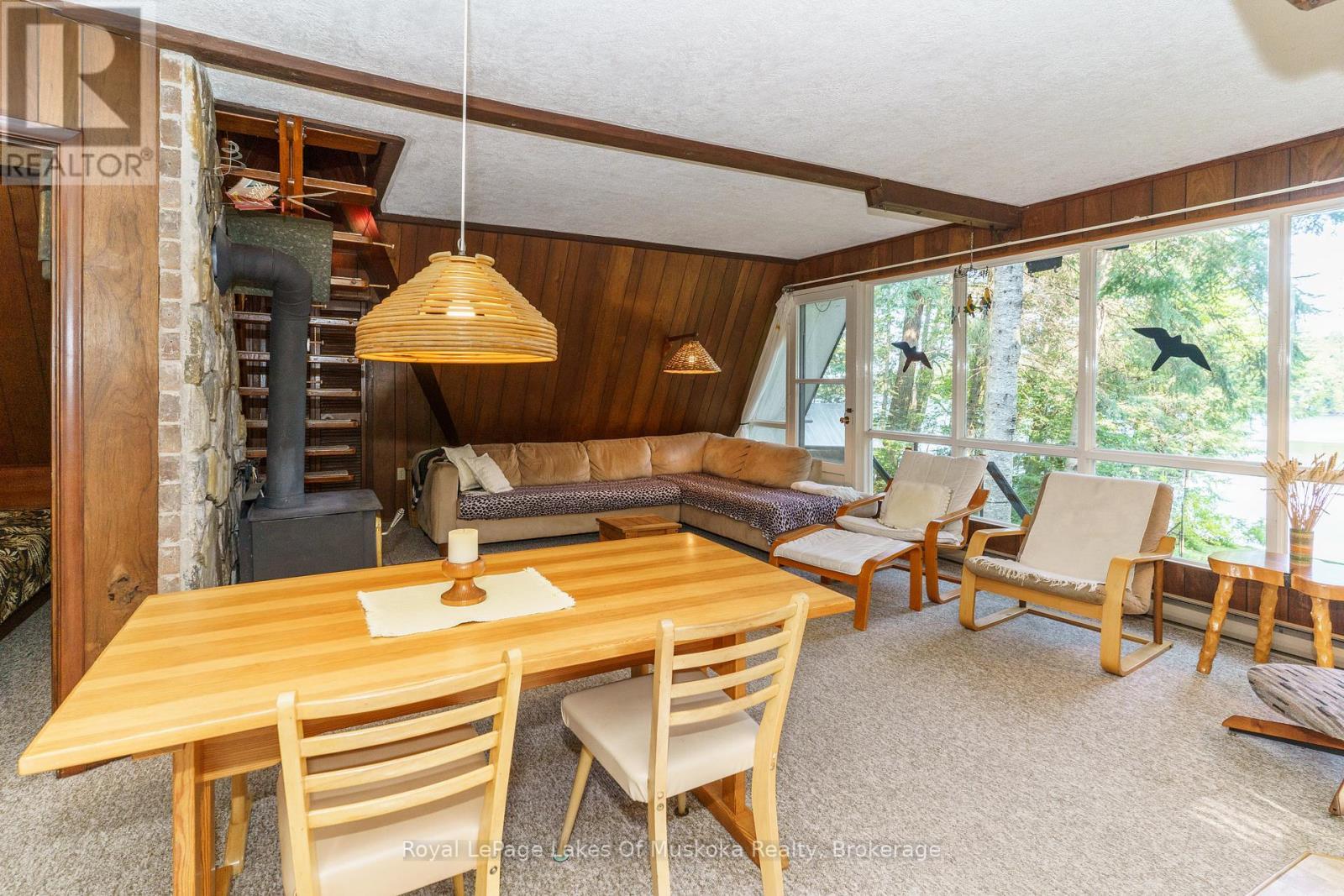 












1363 WEST OXBOW LAKE ROAD

,
Lake of Bays (Finlayson),




Ontario
P1H2J6

