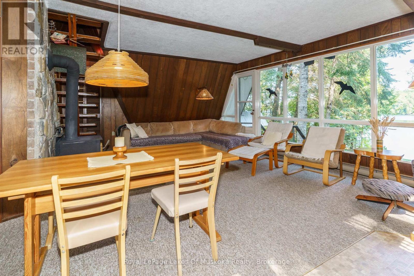 












1363 WEST OXBOW LAKE ROAD

,
Lake of Bays (Finlayson),




Ontario
P1H2J6

