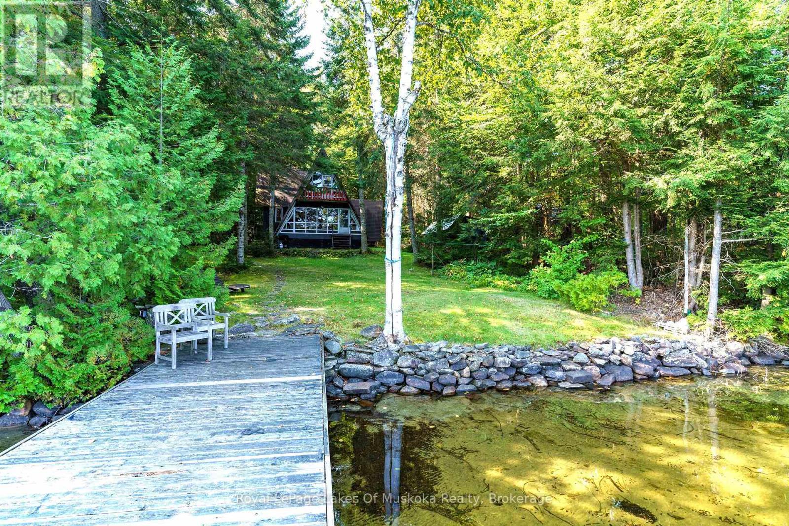 












1363 WEST OXBOW LAKE ROAD

,
Lake of Bays (Finlayson),




Ontario
P1H2J6

