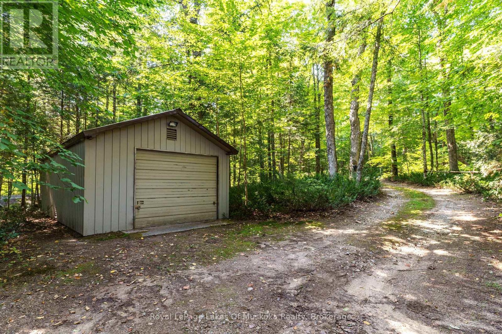 












1363 WEST OXBOW LAKE ROAD

,
Lake of Bays (Finlayson),




Ontario
P1H2J6

