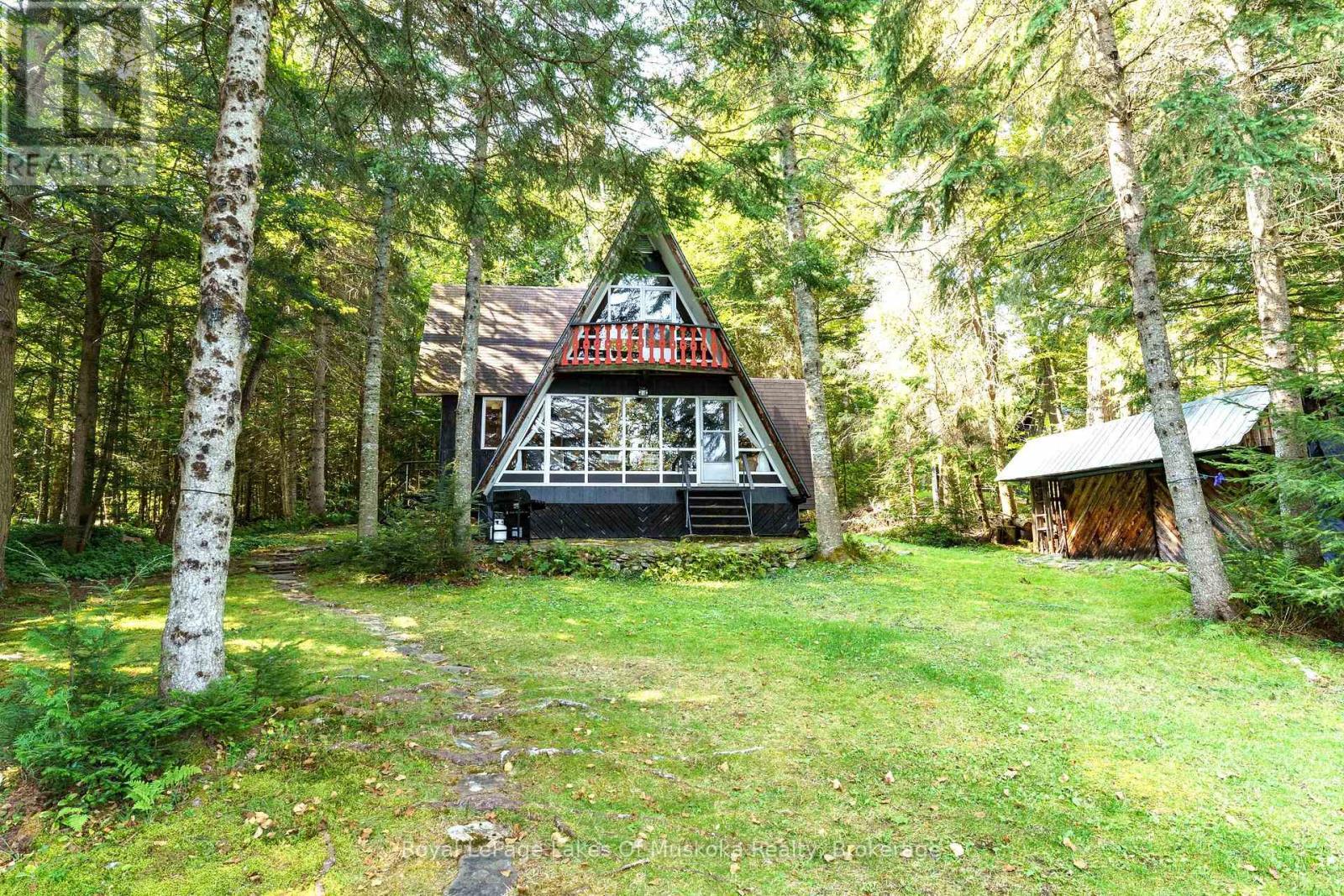 












1363 WEST OXBOW LAKE ROAD

,
Lake of Bays (Finlayson),




Ontario
P1H2J6

