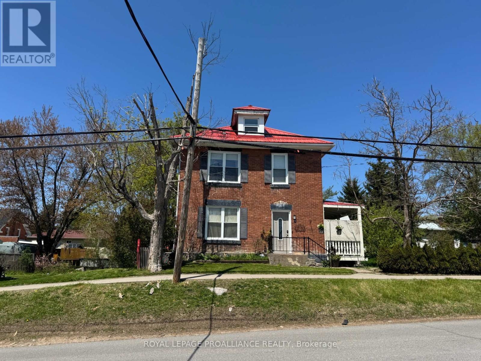 












17 MADOC STREET

,
Marmora and Lake,




Ontario
K0K2M0

